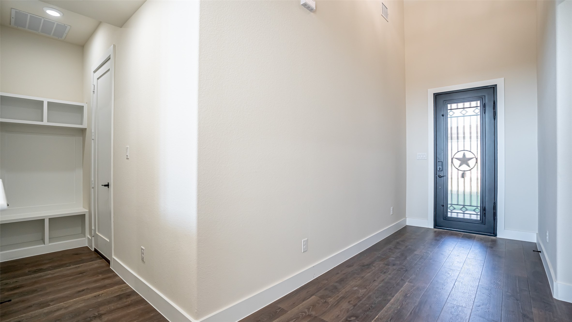 5702 Barkridge Drive, Granbury, TX, 76048
