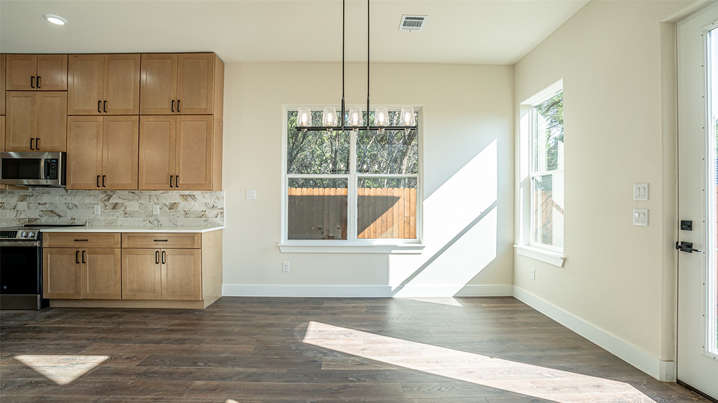 5702 Barkridge Drive, Granbury, TX, 76048