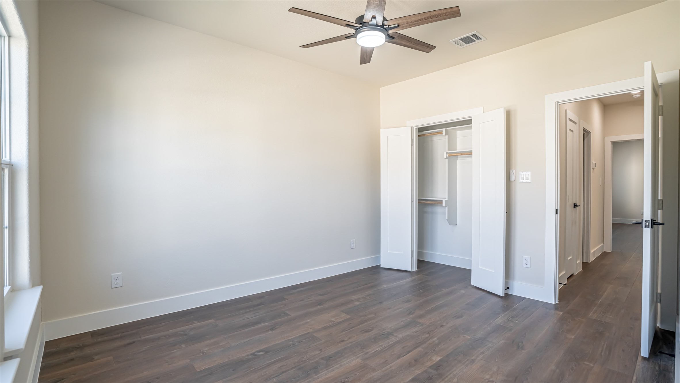 5702 Barkridge Drive, Granbury, TX, 76048