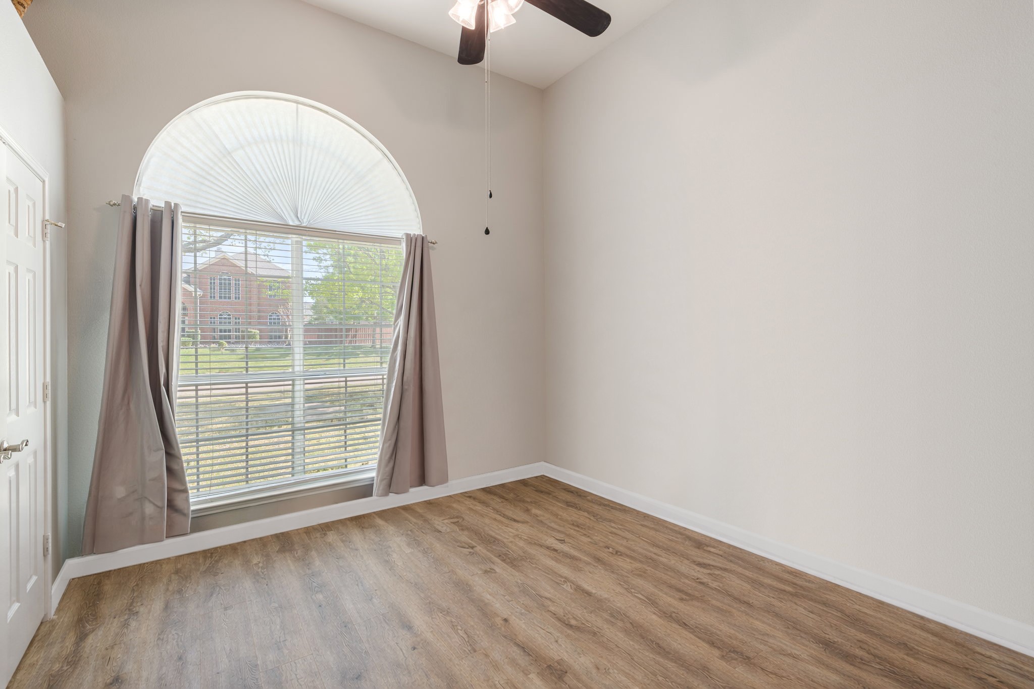 416 Love Bird Lane, Murphy, TX, 75094