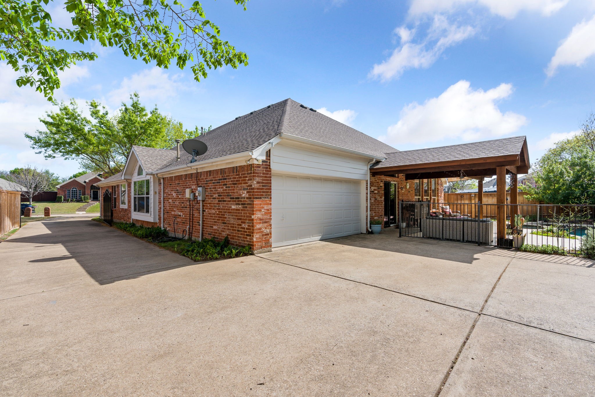 416 Love Bird Lane, Murphy, TX, 75094