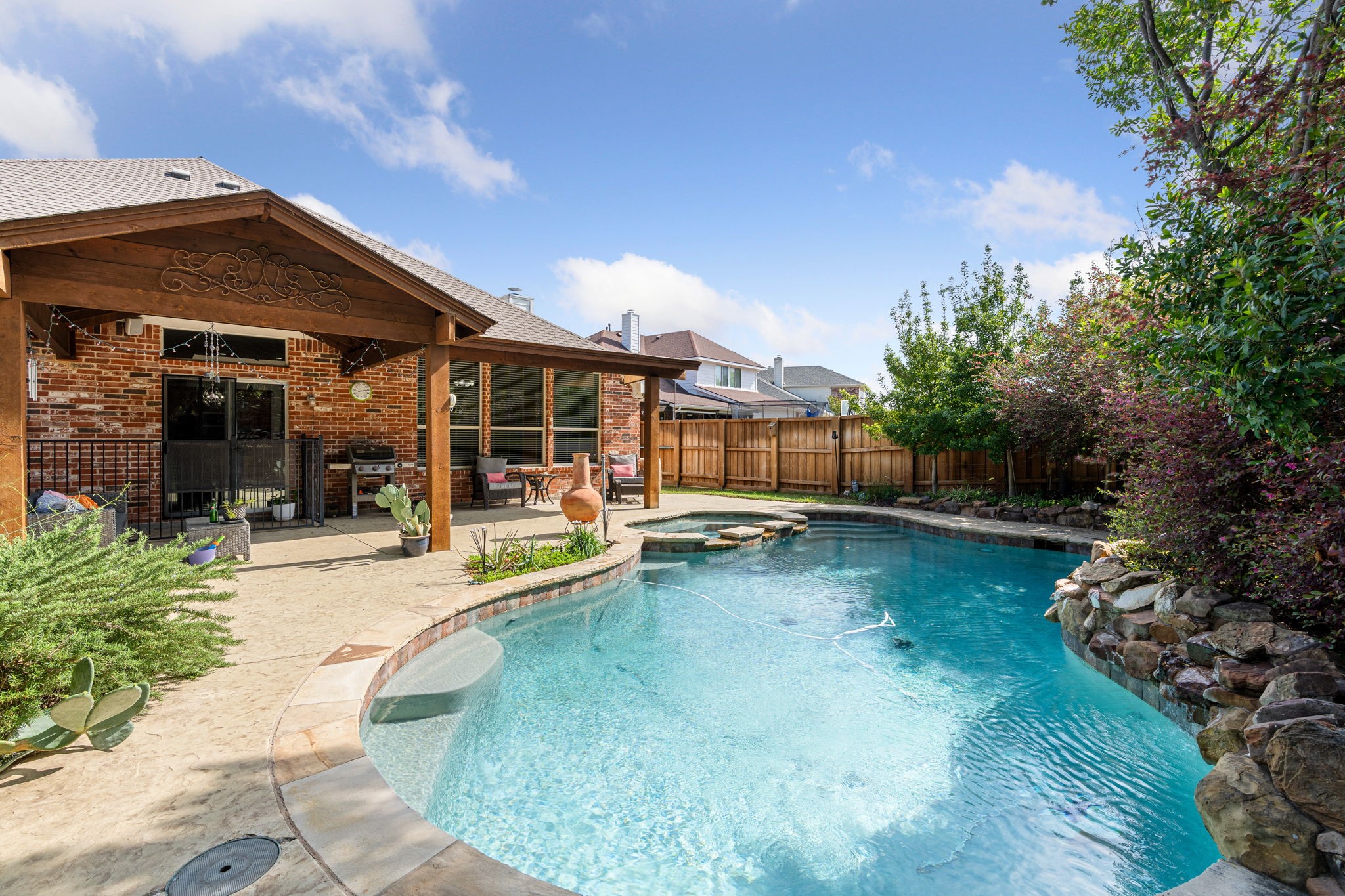 416 Love Bird Lane, Murphy, TX, 75094