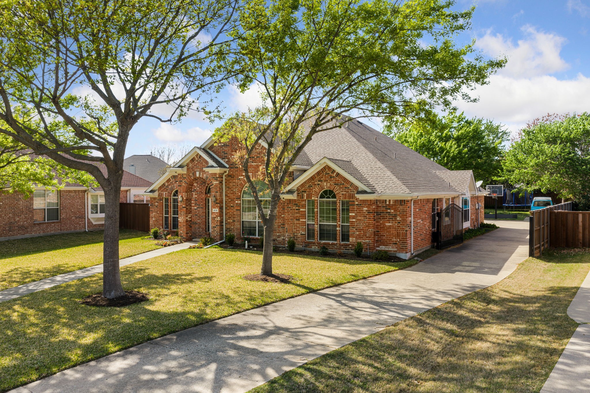 416 Love Bird Lane, Murphy, TX, 75094