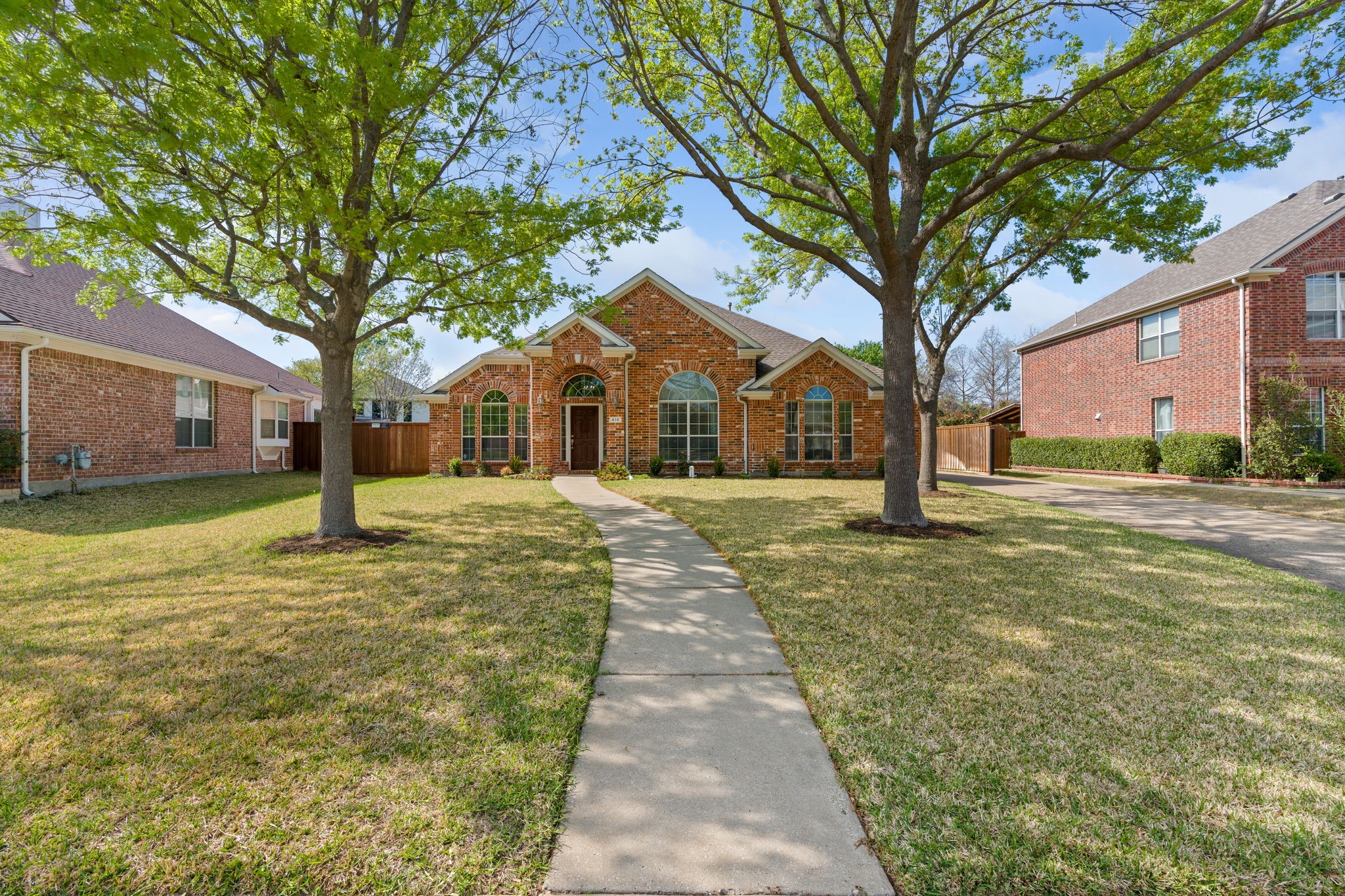 416 Love Bird Lane, Murphy, TX, 75094