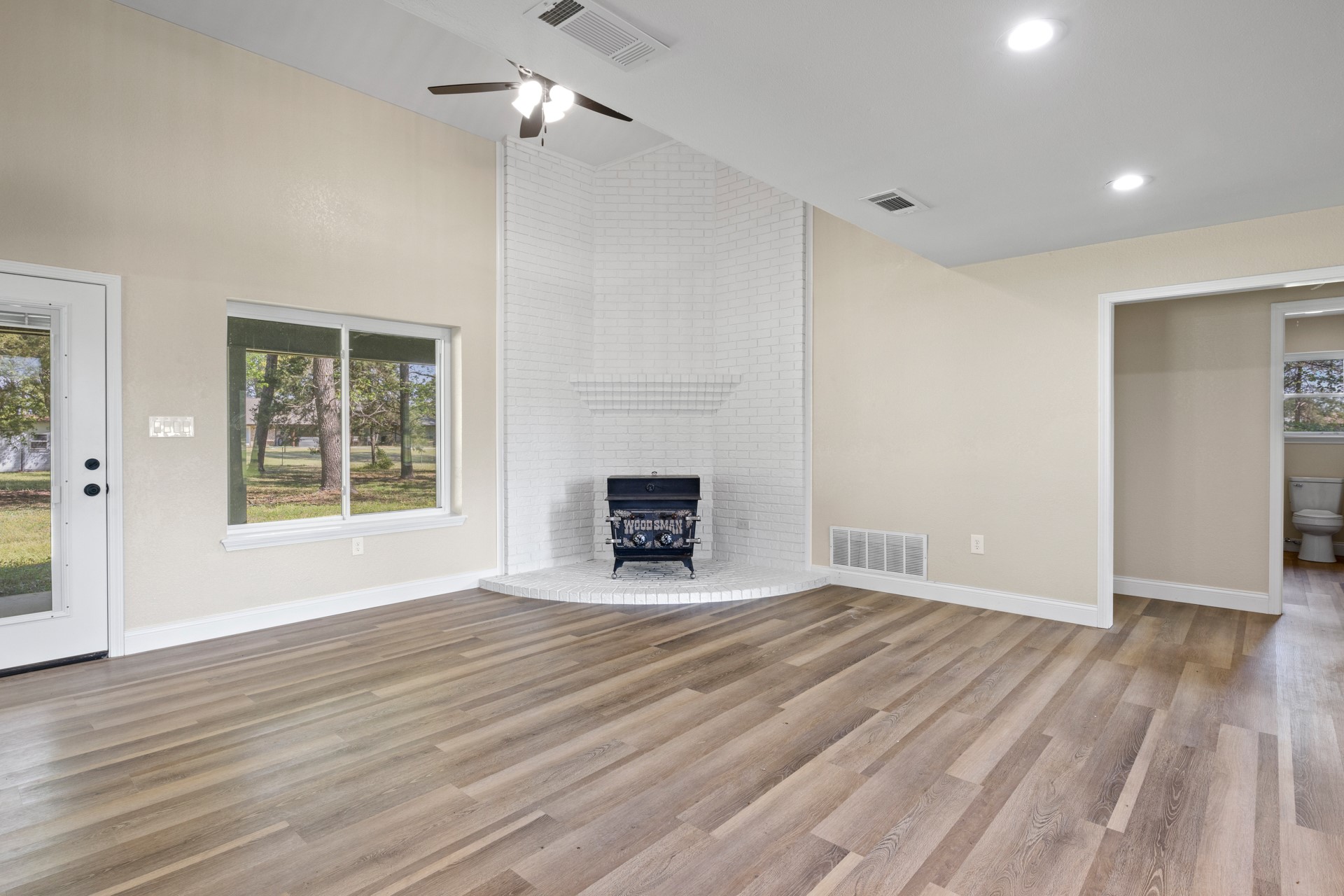 366 County Road 1740, Mt Pleasant, TX, 75455
