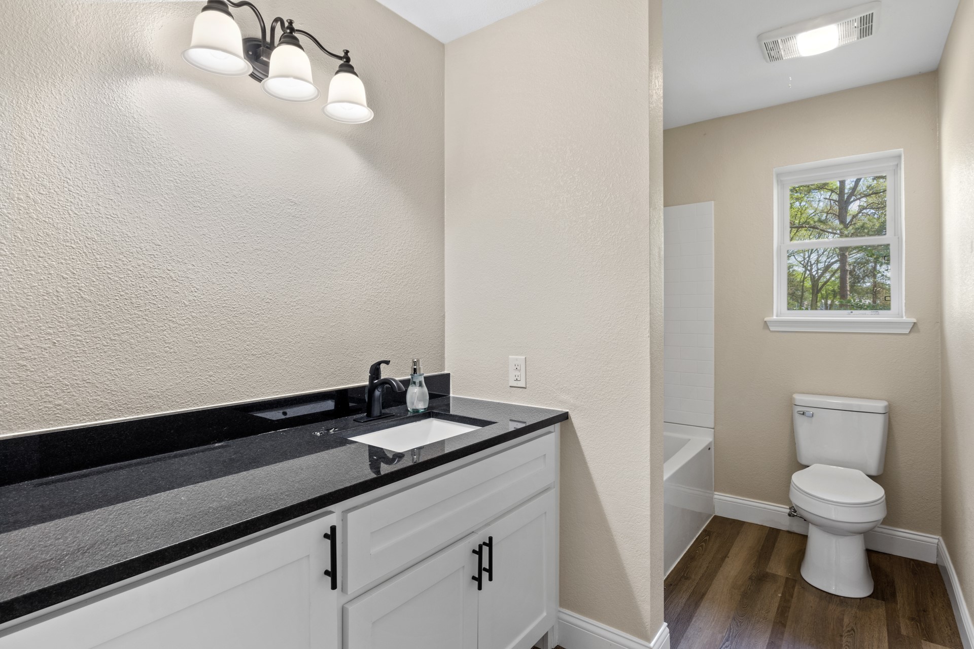 366 County Road 1740, Mt Pleasant, TX, 75455