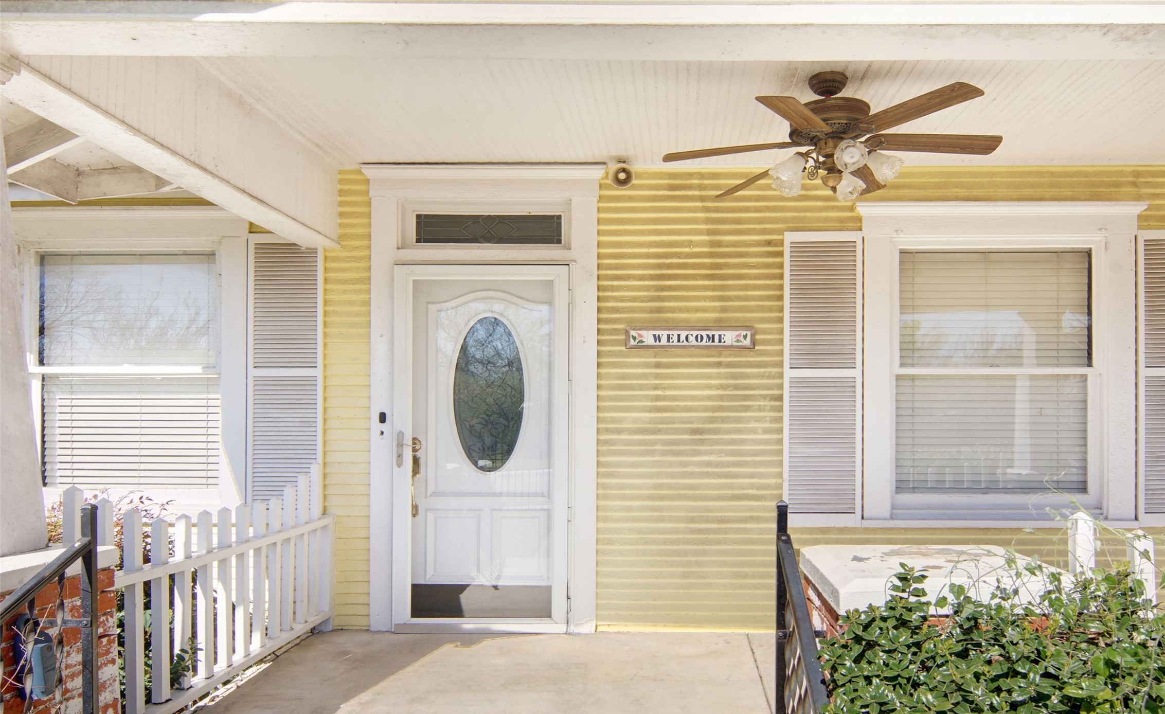 Property photo 04 of 3108 Handley Drive Fort, Worth, TX 76112 | MLS #21217497