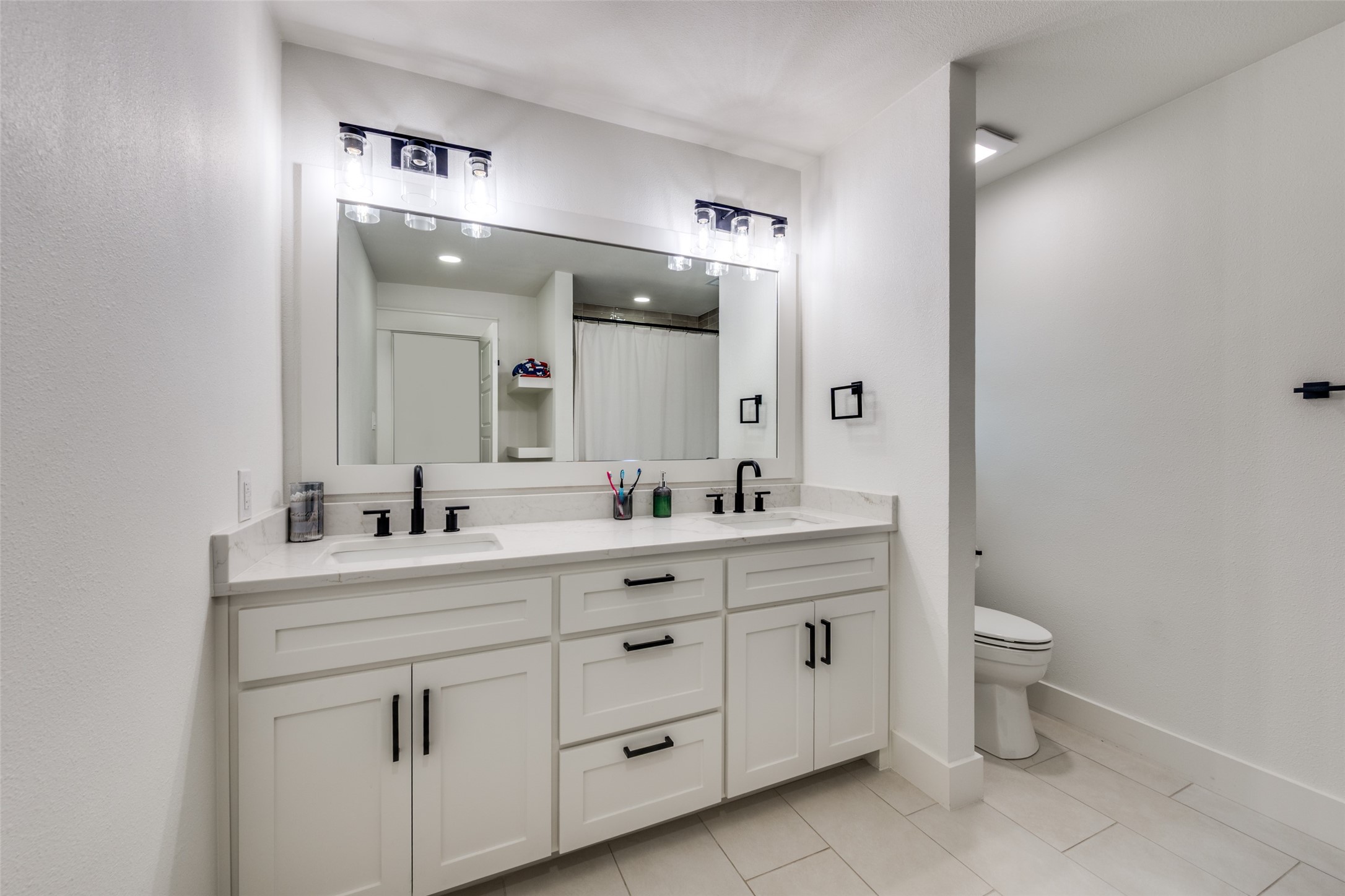 4316 Springbranch Drive, Benbrook, TX, 76116