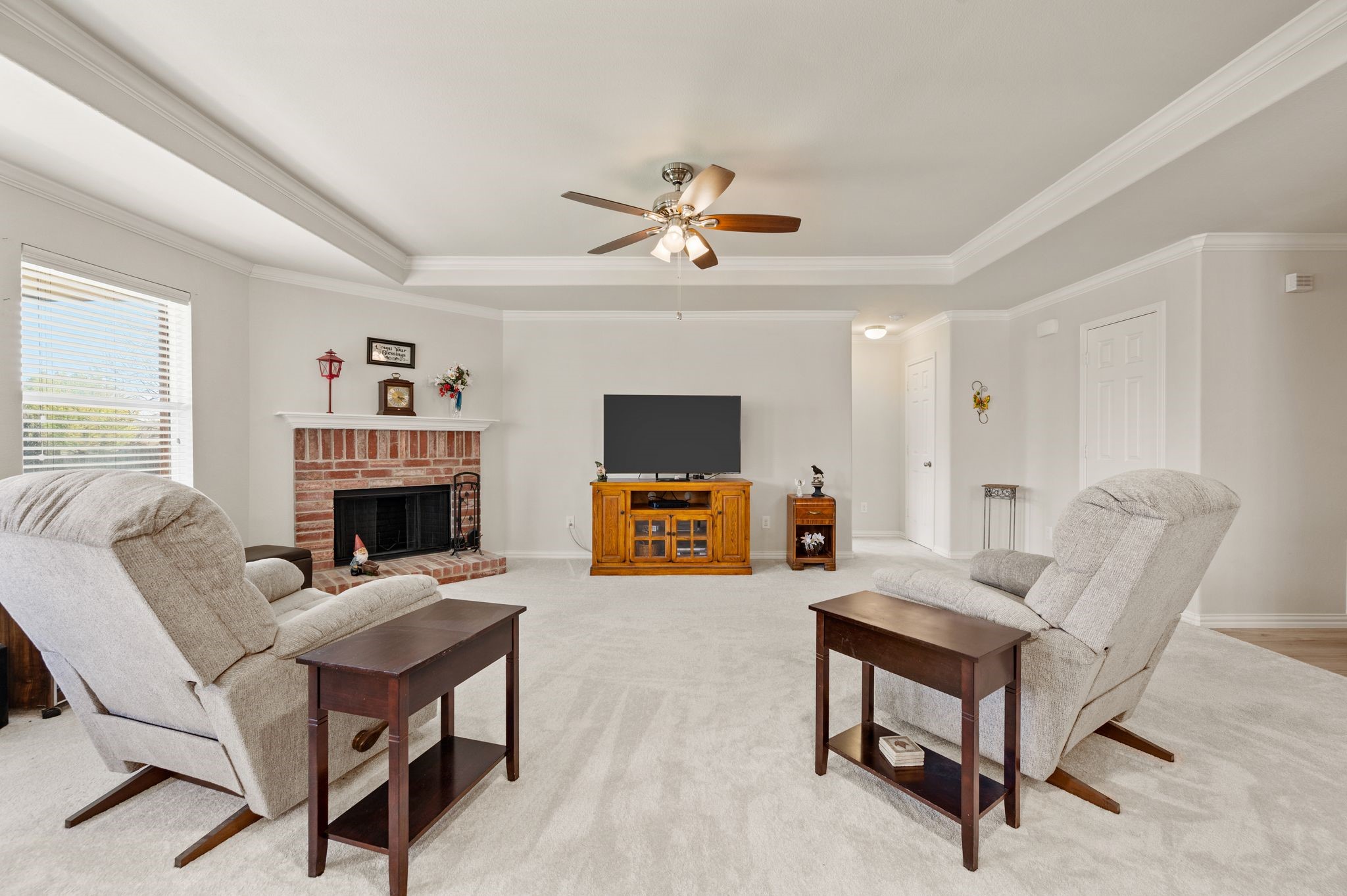 704 Bastrop Drive, Arlington, TX, 76002