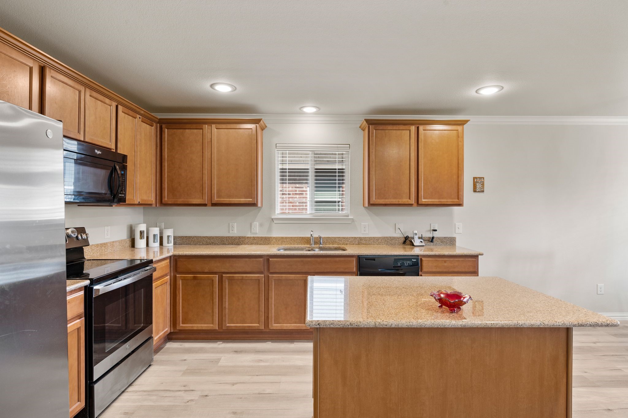 704 Bastrop Drive, Arlington, TX, 76002