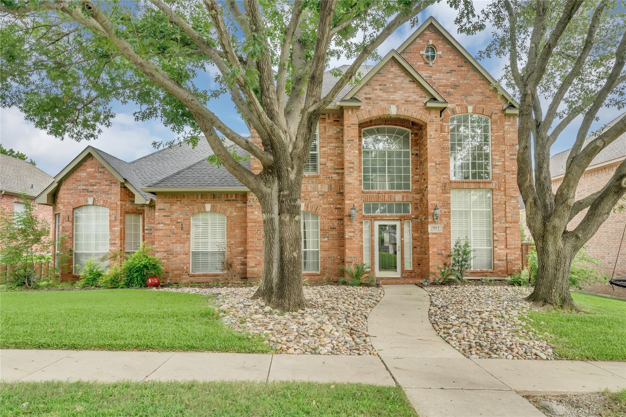 Property photo 01 of 1905 Switzerland Avenue, Plano, TX 75025 | MLS #21217903