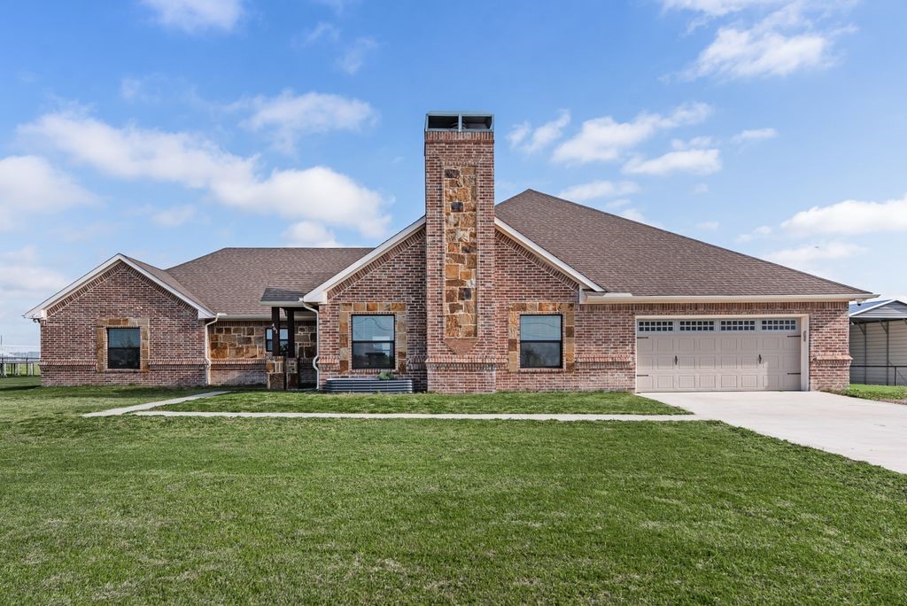Property photo 03 of 461 Pearson Ranch Road, Weatherford, TX 76087 | MLS #21218333