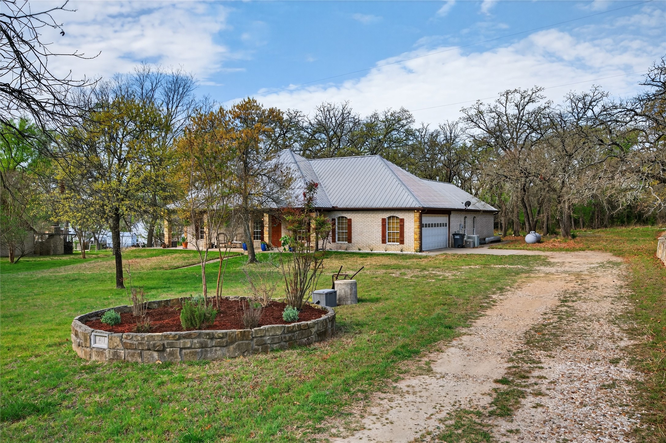 411 Valley Road, Weatherford, TX, 76087