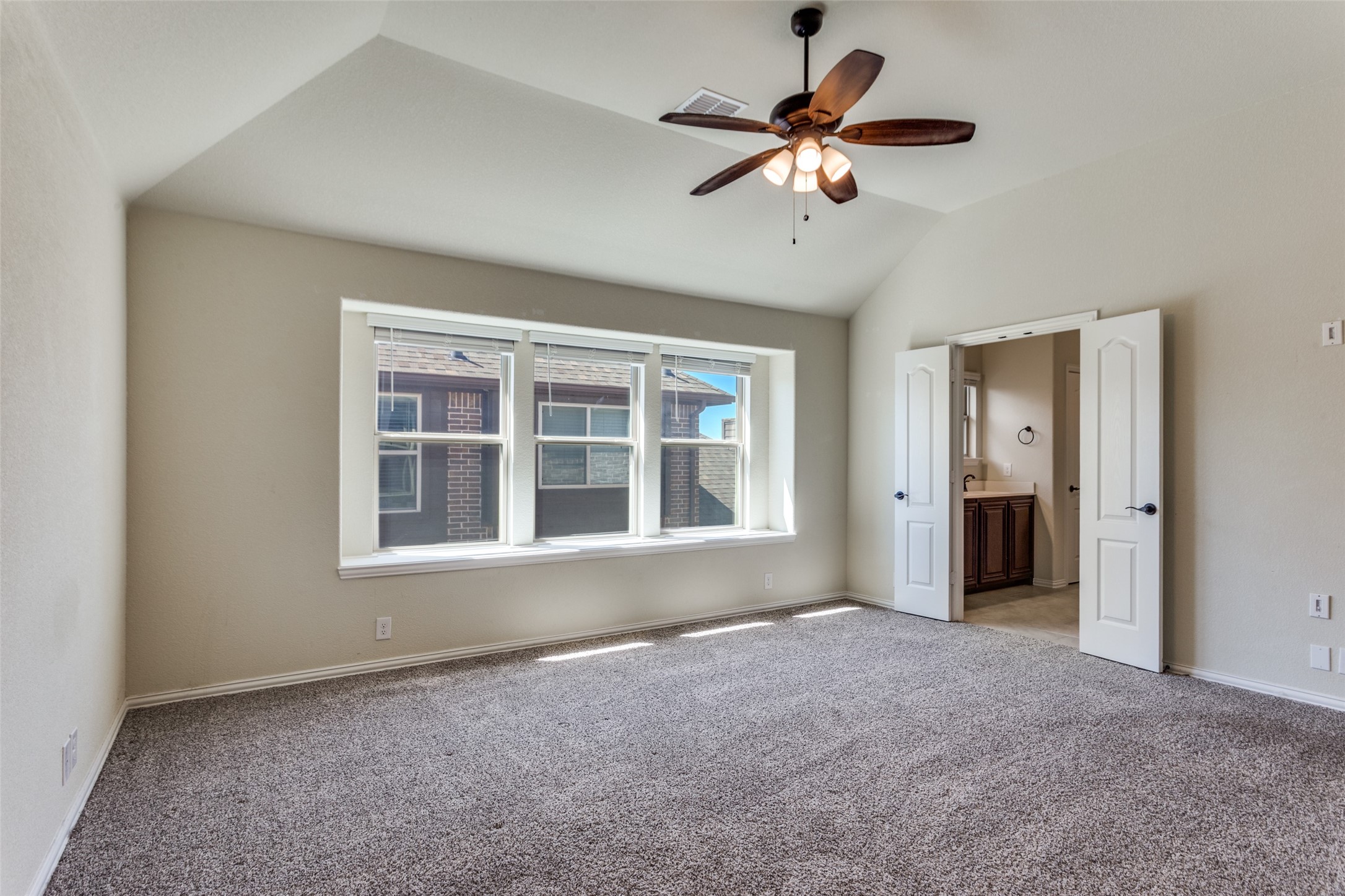 1029 Palo Oaks Drive, Burleson, TX, 76028