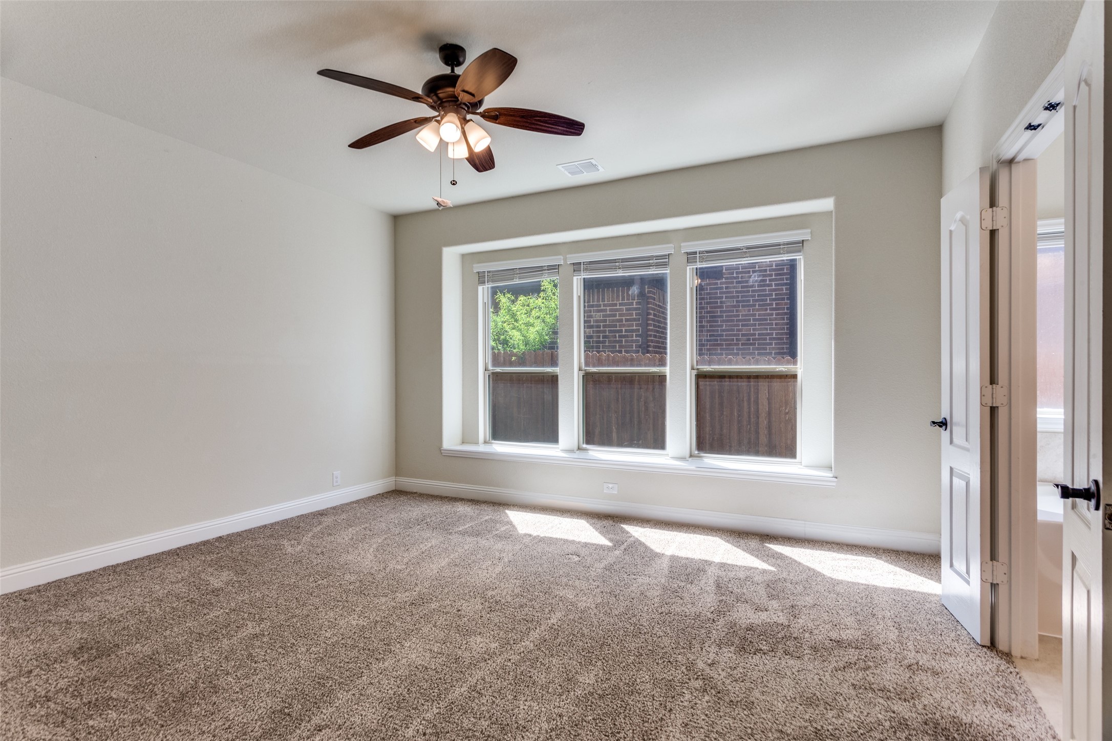 1029 Palo Oaks Drive, Burleson, TX, 76028