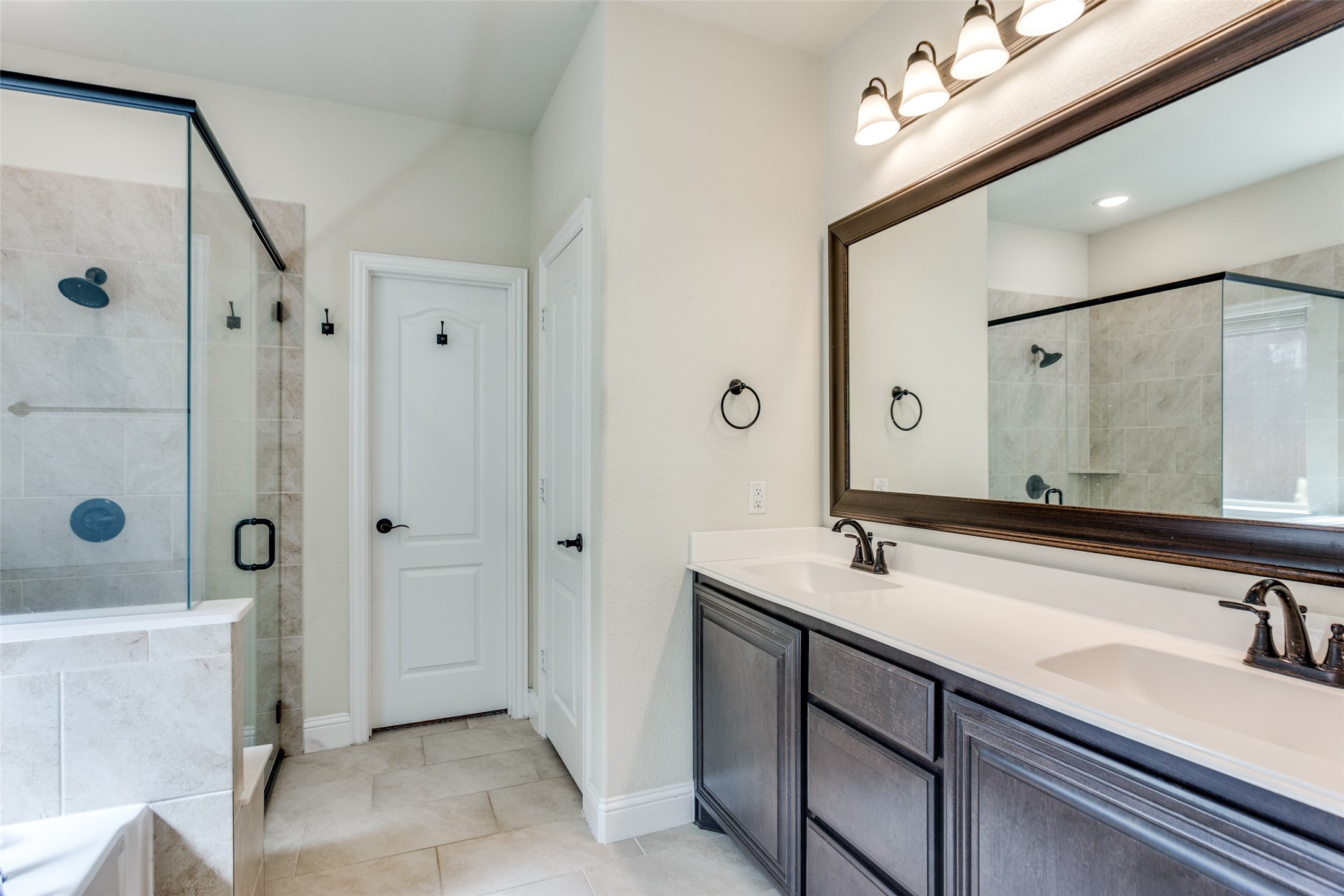 1029 Palo Oaks Drive, Burleson, TX, 76028