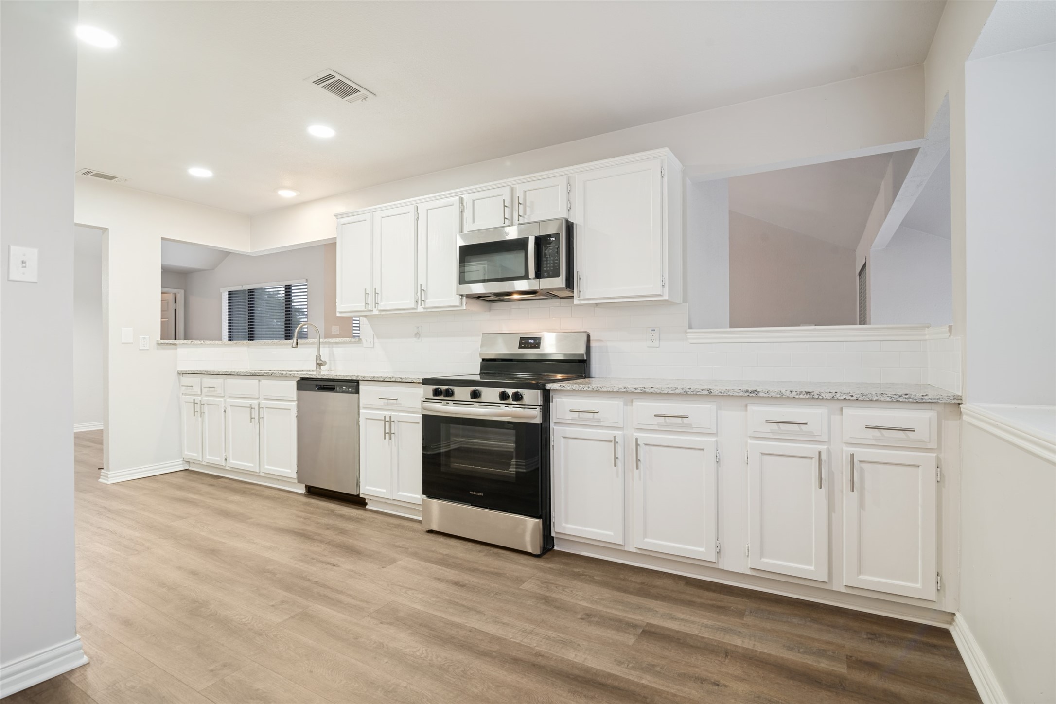 521 Clear Springs Drive, Mesquite, TX, 75150