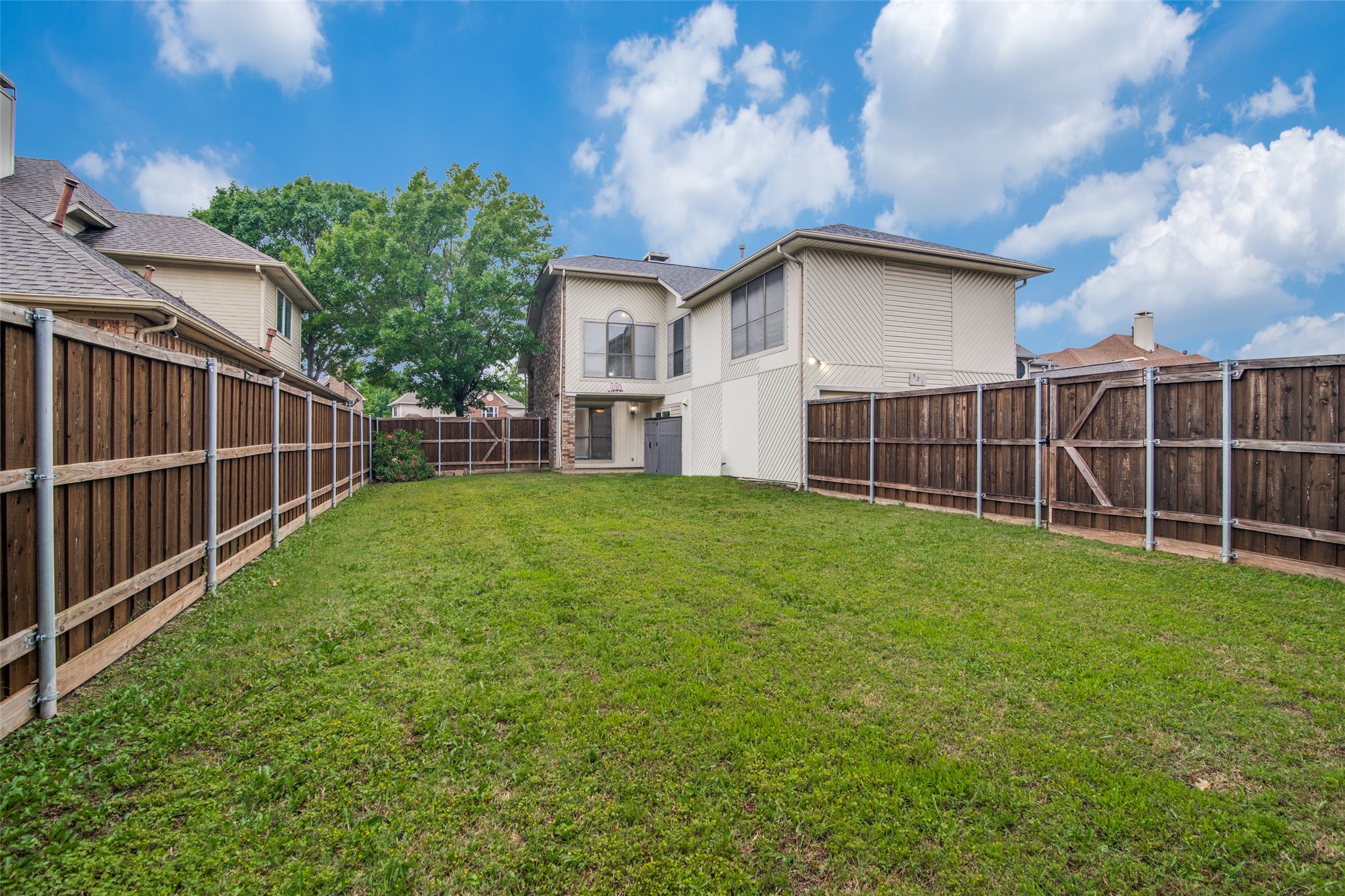 521 Clear Springs Drive, Mesquite, TX, 75150