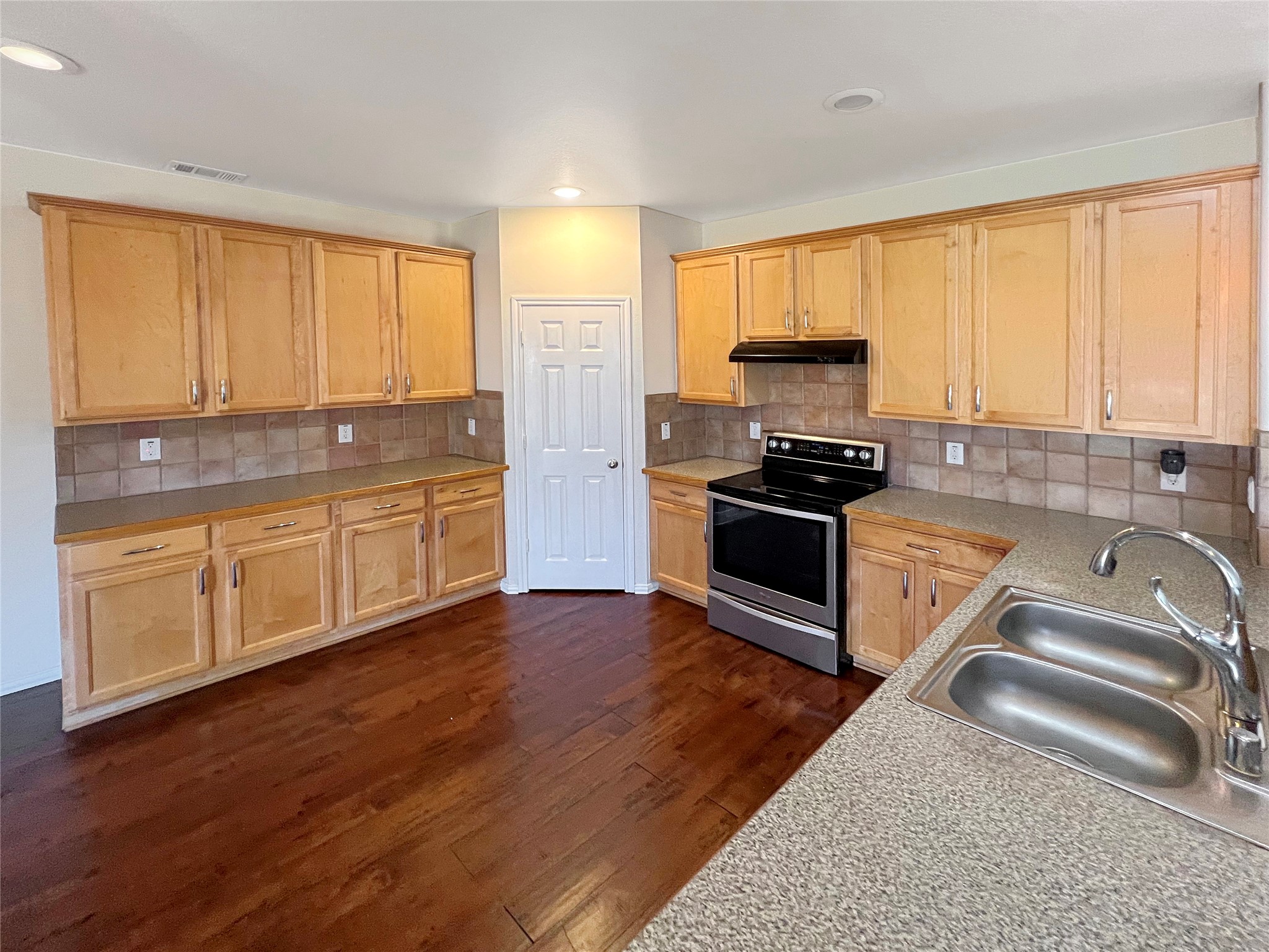 1203 Whitecreek Drive, Glenn Heights, TX, 75154