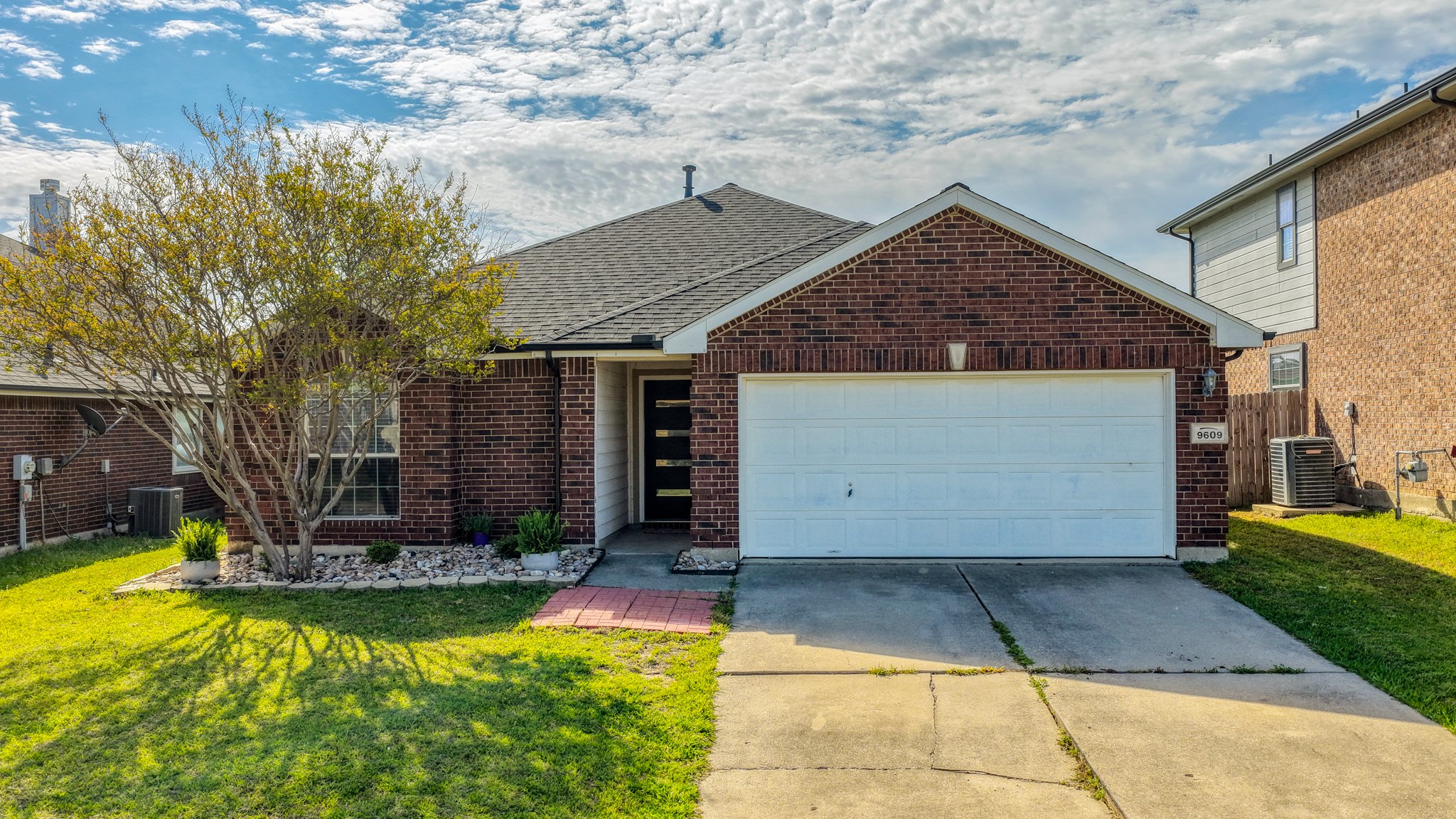 9609 Maryville Lane, Fort Worth, TX, 76108