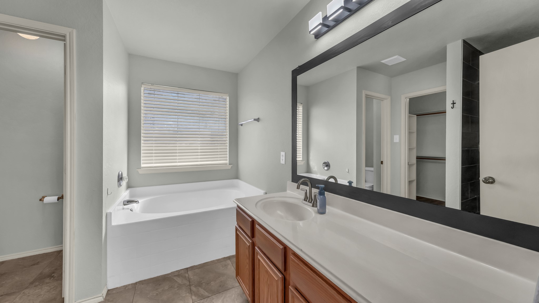 9609 Maryville Lane, Fort Worth, TX, 76108