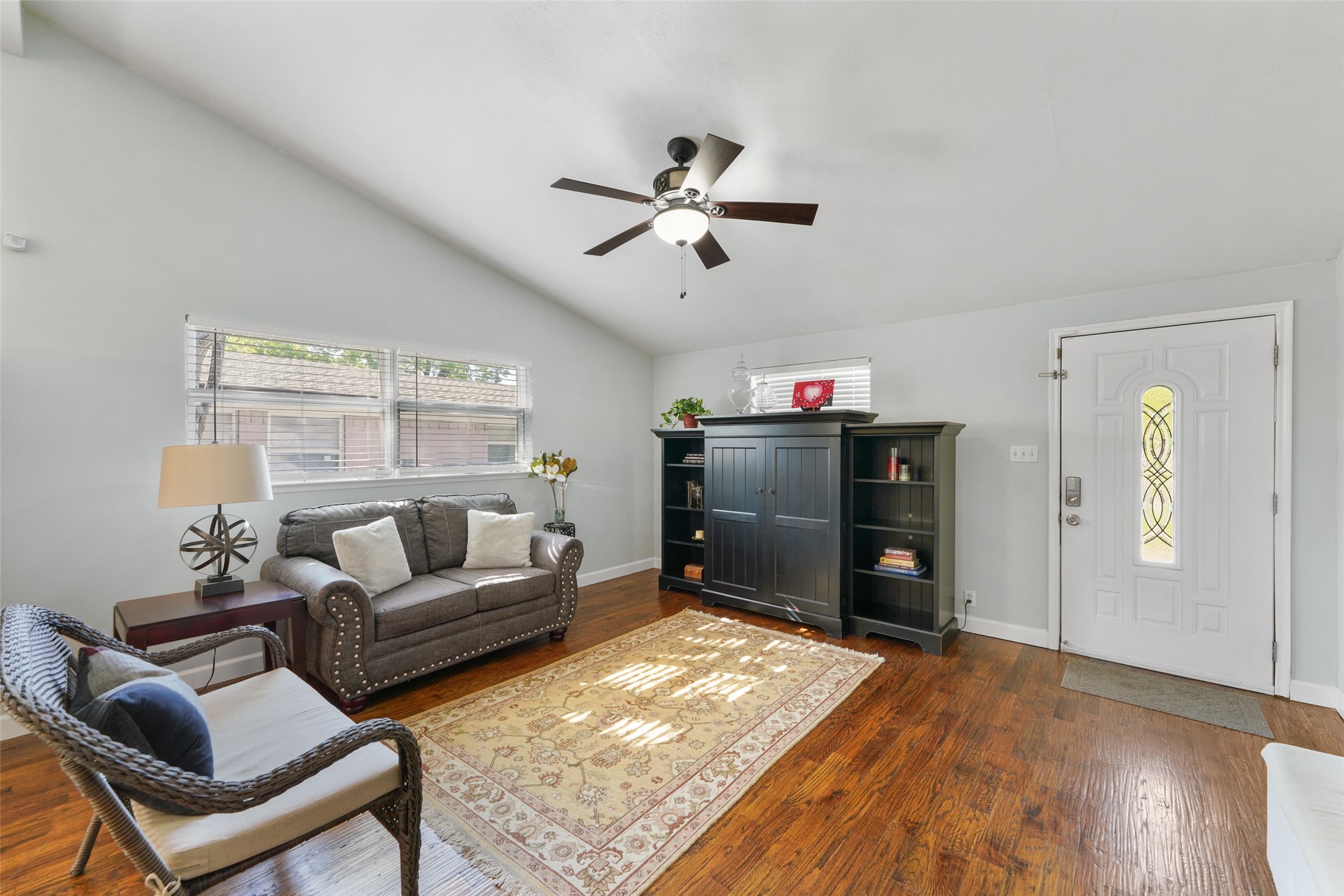 3218 Modella Avenue, Dallas, TX, 75229