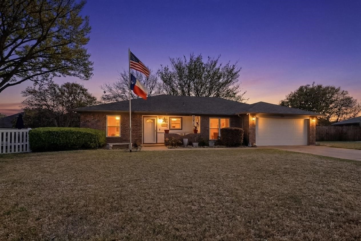 Property photo 03 of 3763 Ashley Court Fort, Worth, TX 76123 | MLS #21219693