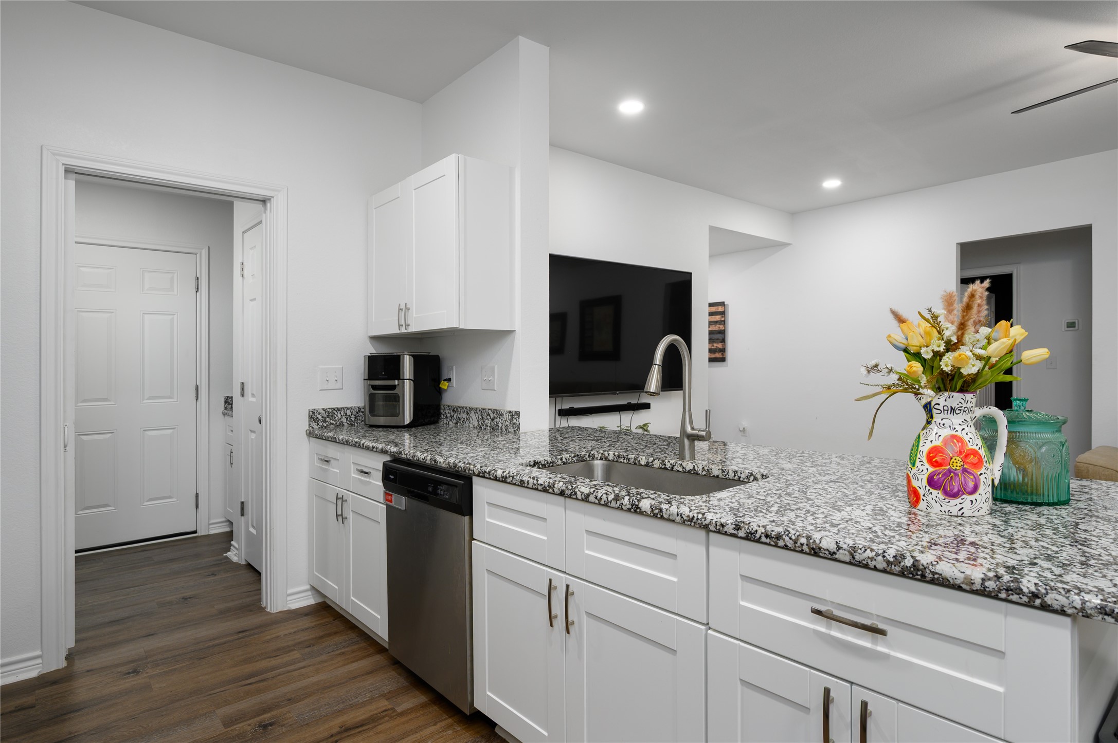 928 W Chase Street, Denison, TX, 75020