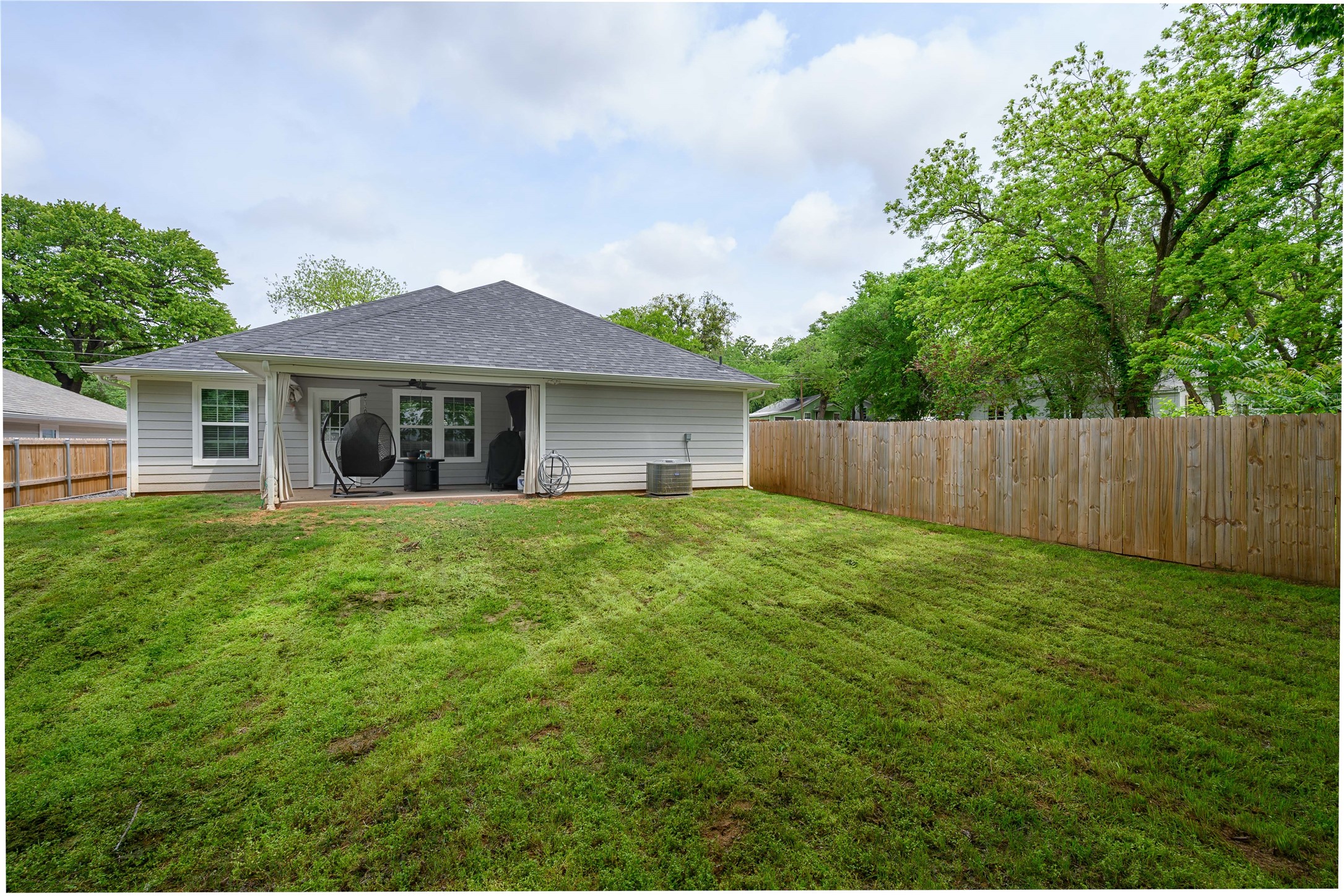 928 W Chase Street, Denison, TX, 75020