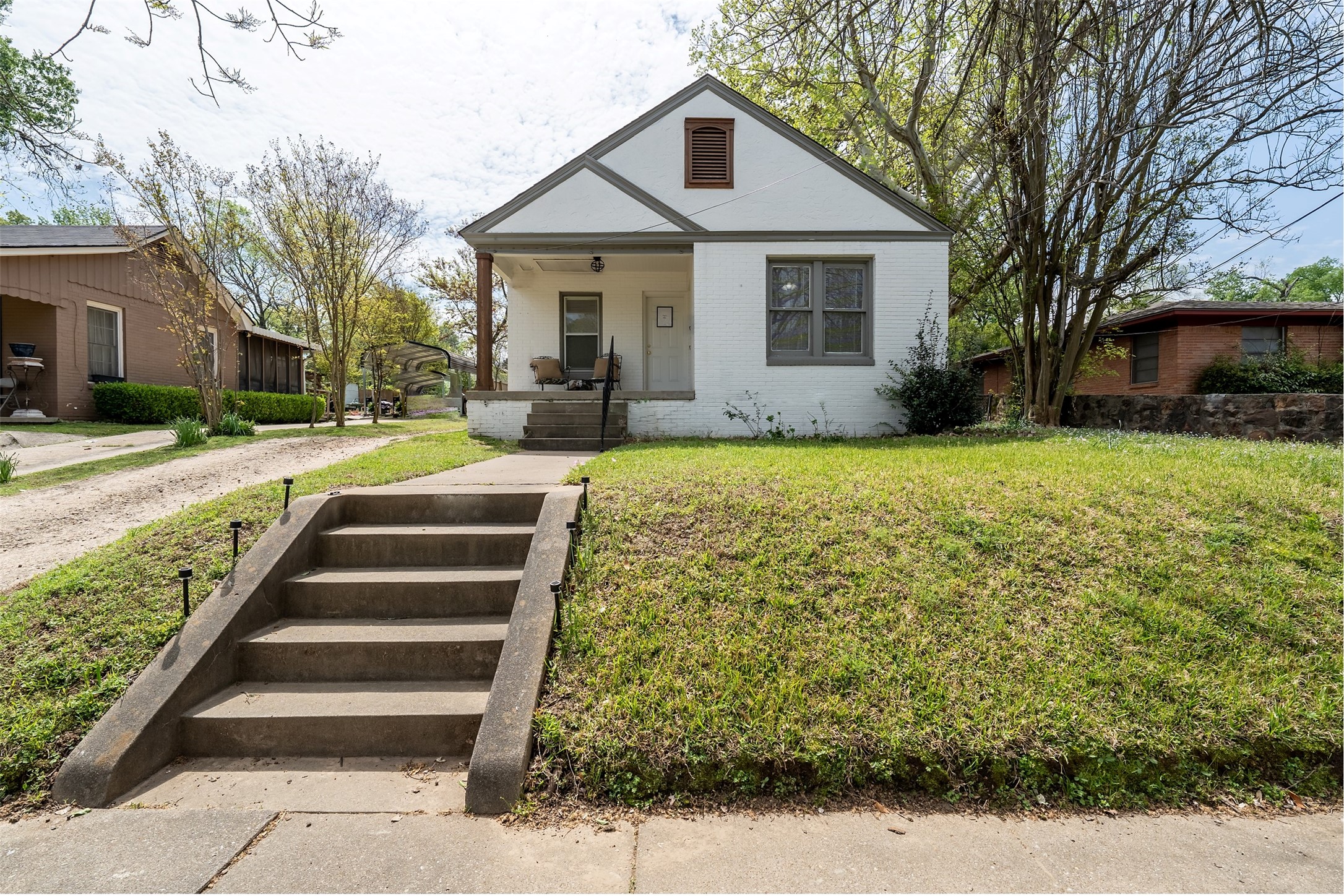 Property photo 01 of 818 W Rusk Street, Tyler, TX 75701 | MLS #21219952