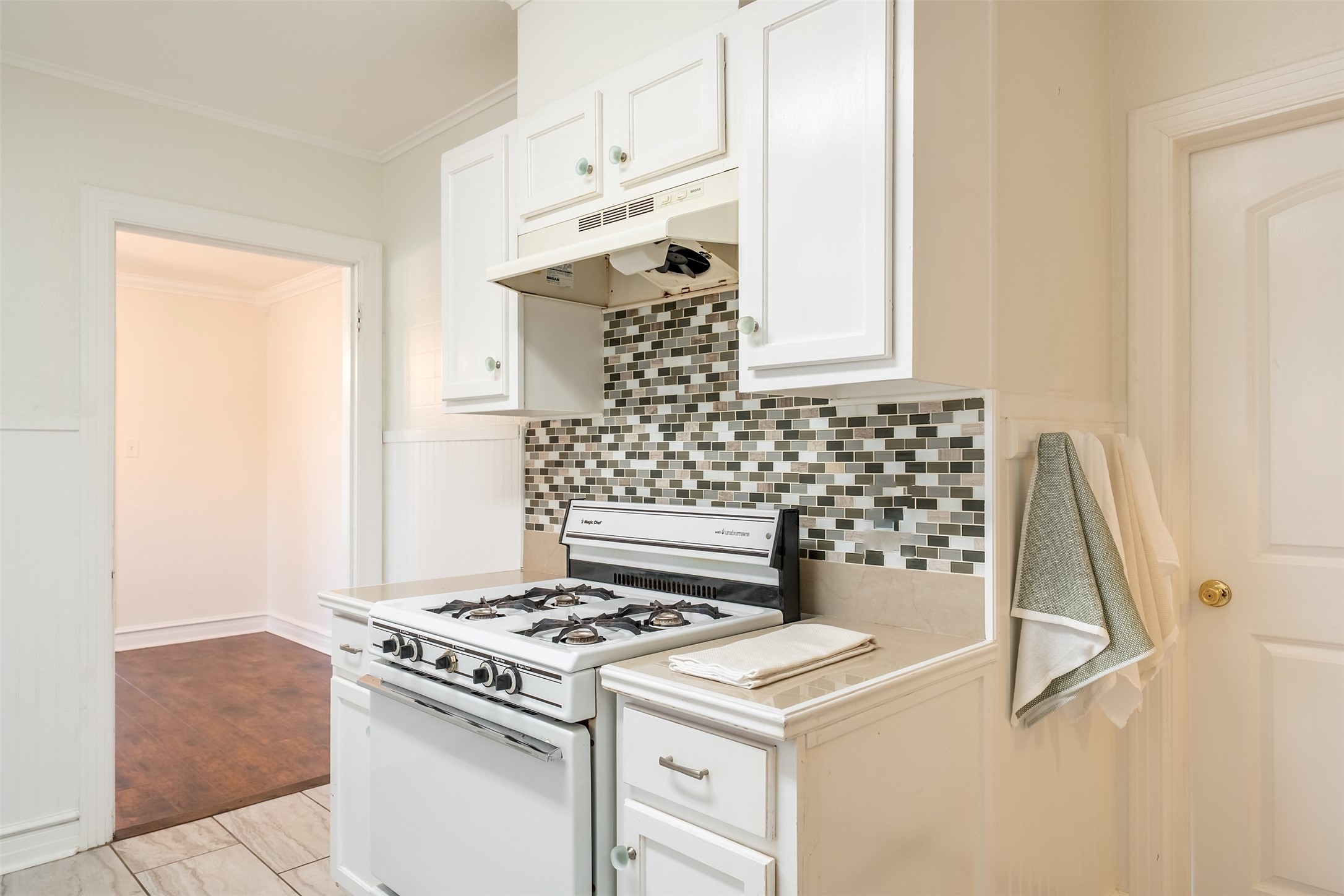 Property photo 02 of 818 W Rusk Street, Tyler, TX 75701 | MLS #21219952