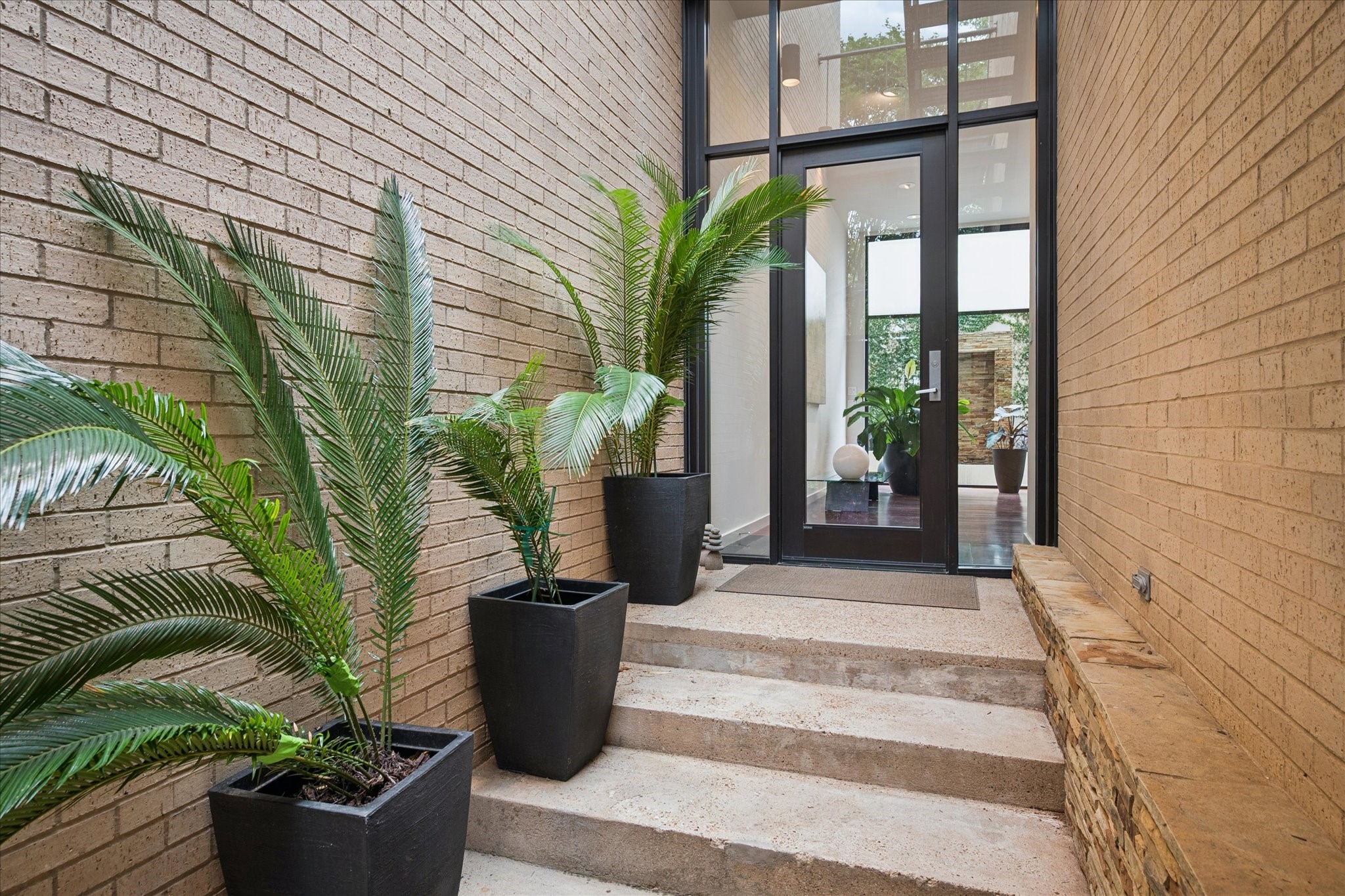 3210 Elizabeth Street, Dallas, TX, 75204