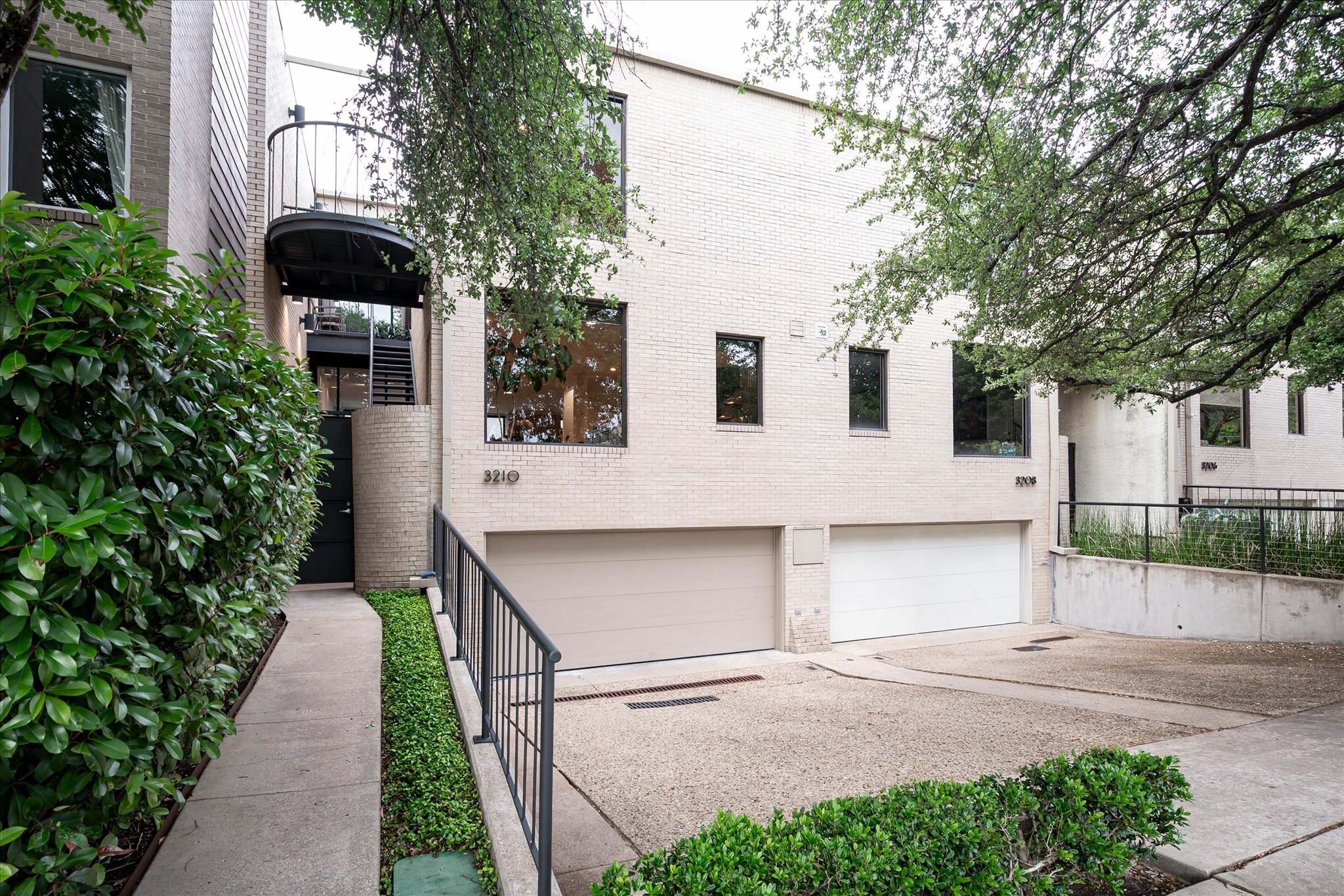 3210 Elizabeth Street, Dallas, TX, 75204