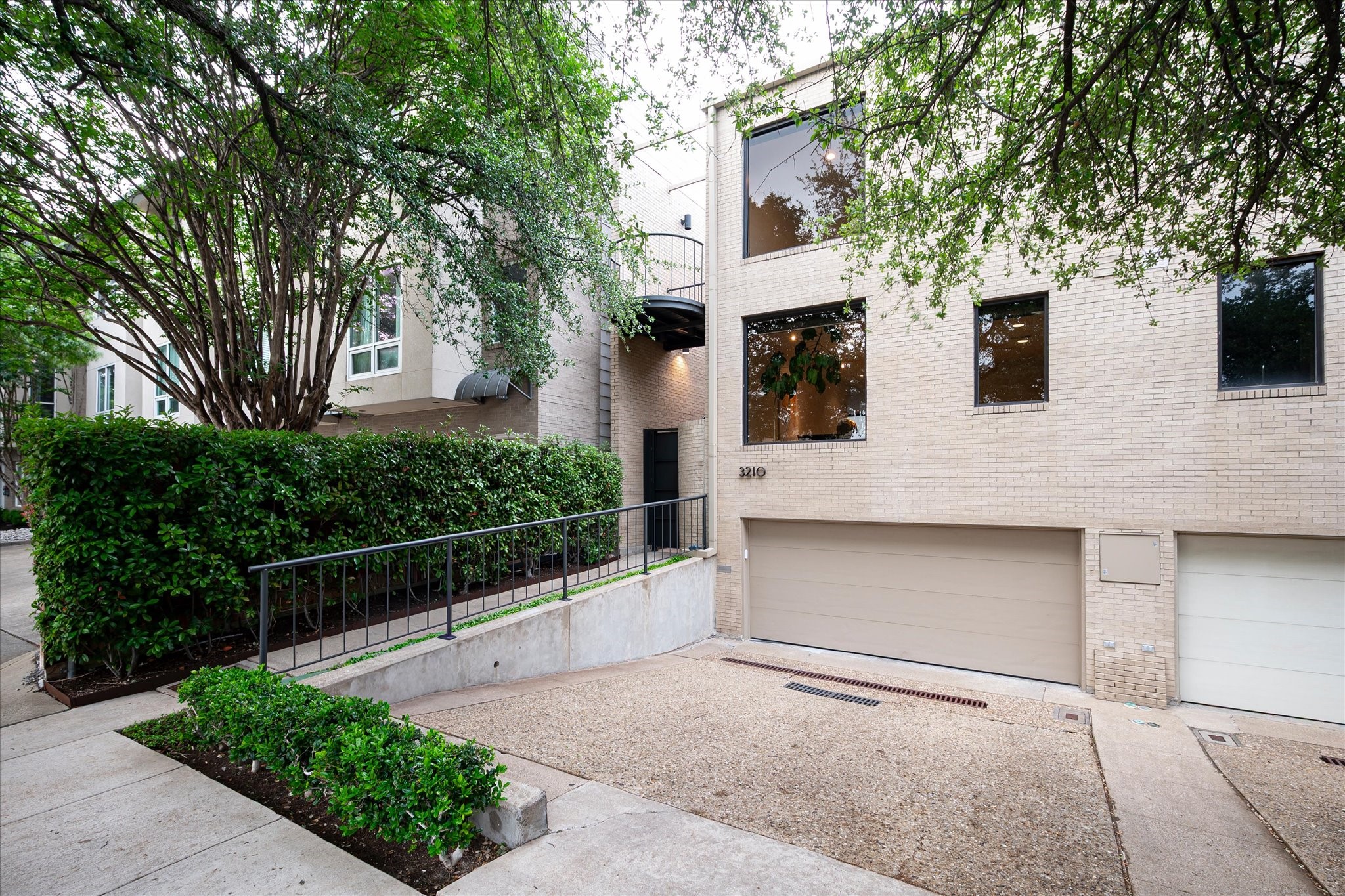 3210 Elizabeth Street, Dallas, TX, 75204
