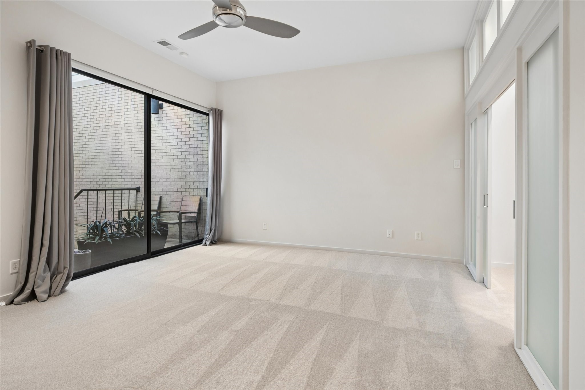 3210 Elizabeth Street, Dallas, TX, 75204