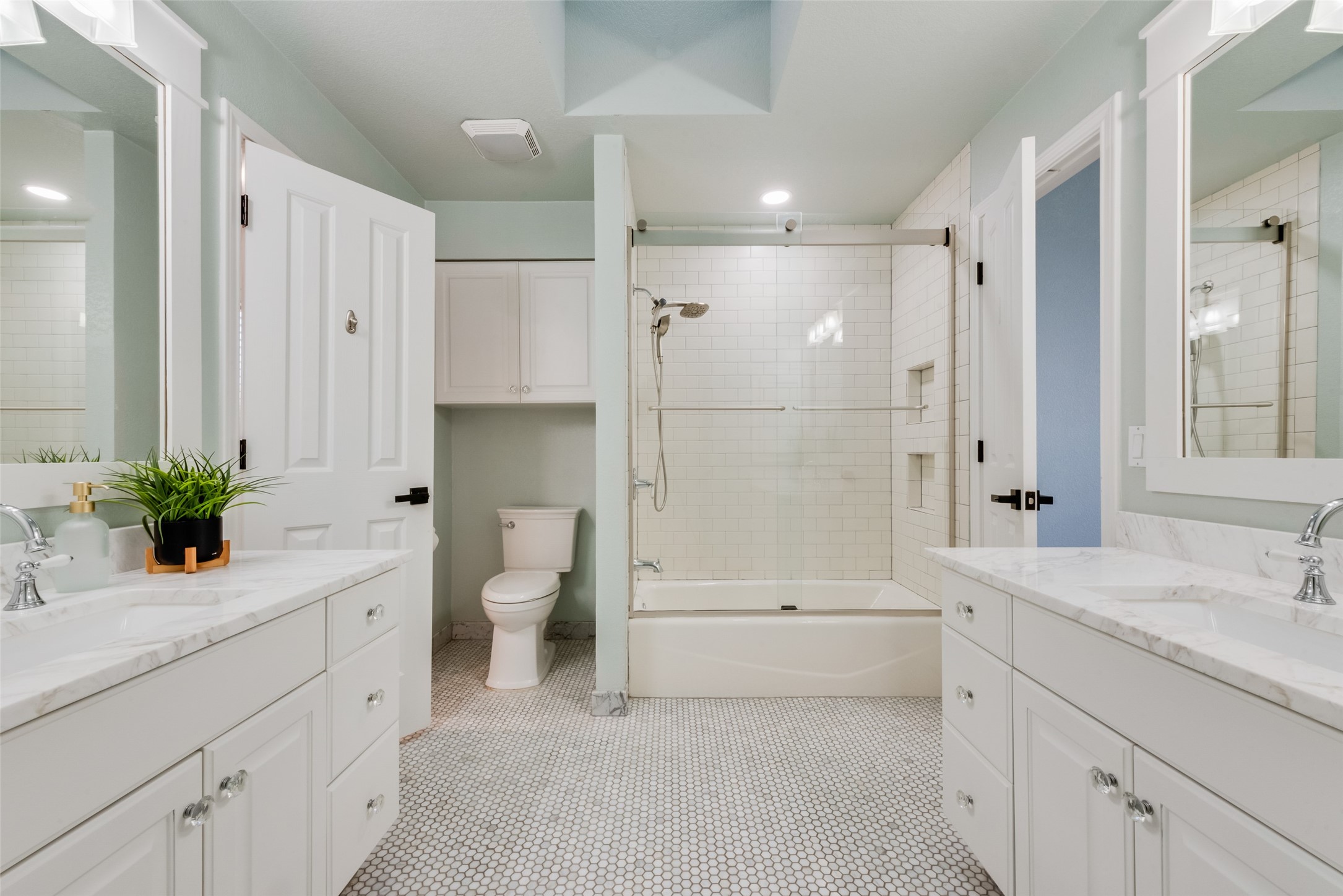 111 Luther Lane, Heath, TX, 75032