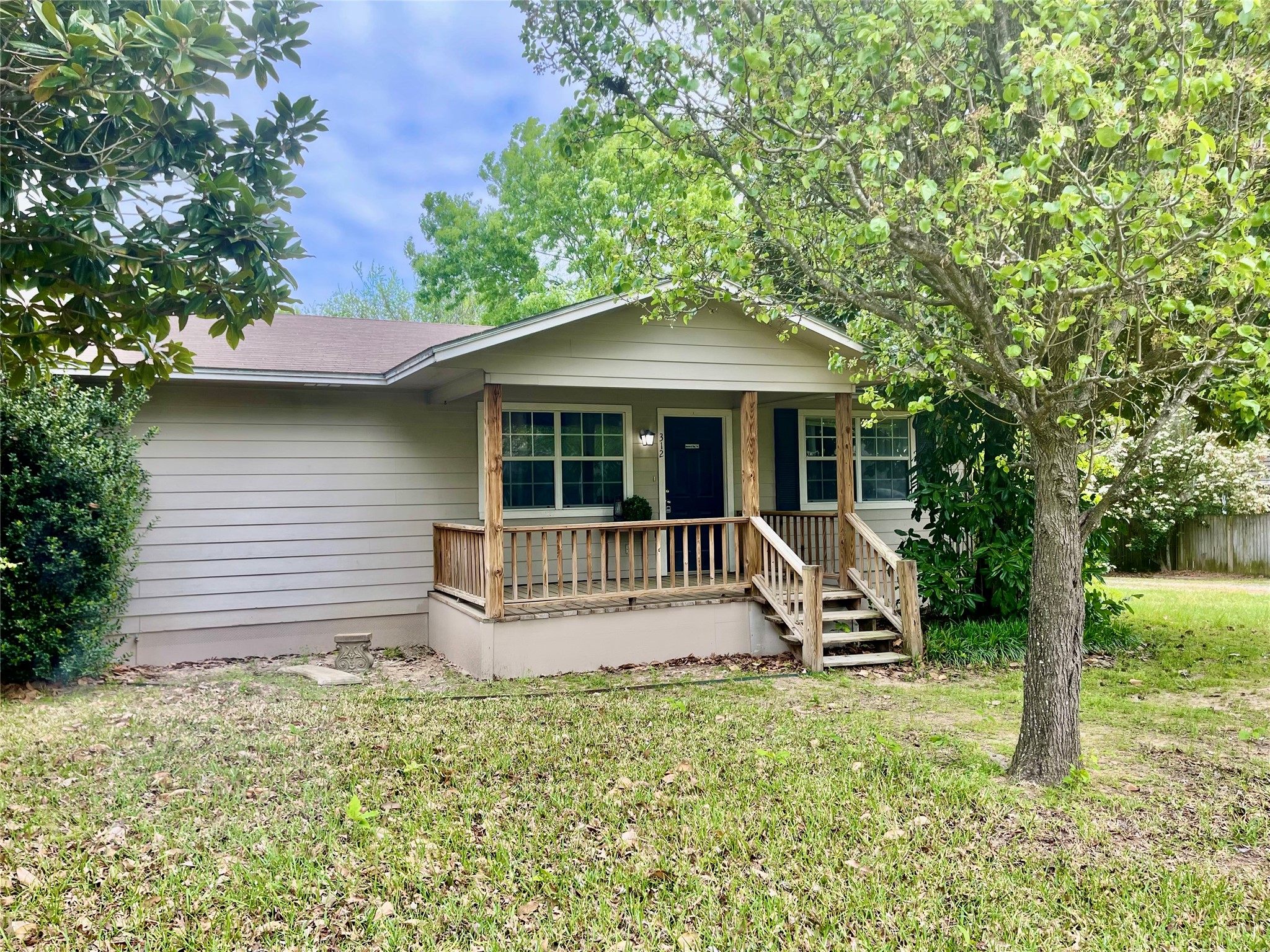 312 N Richardson Street, Grand Saline, TX, 75140