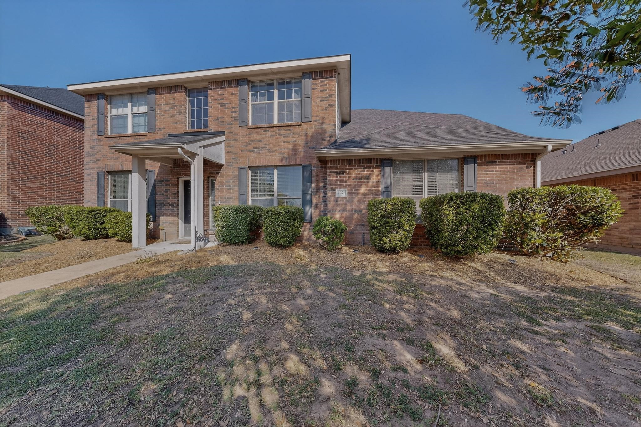 Property photo 03 of 1321 Illinois Avenue, Lancaster, TX 75134 | MLS #21221232