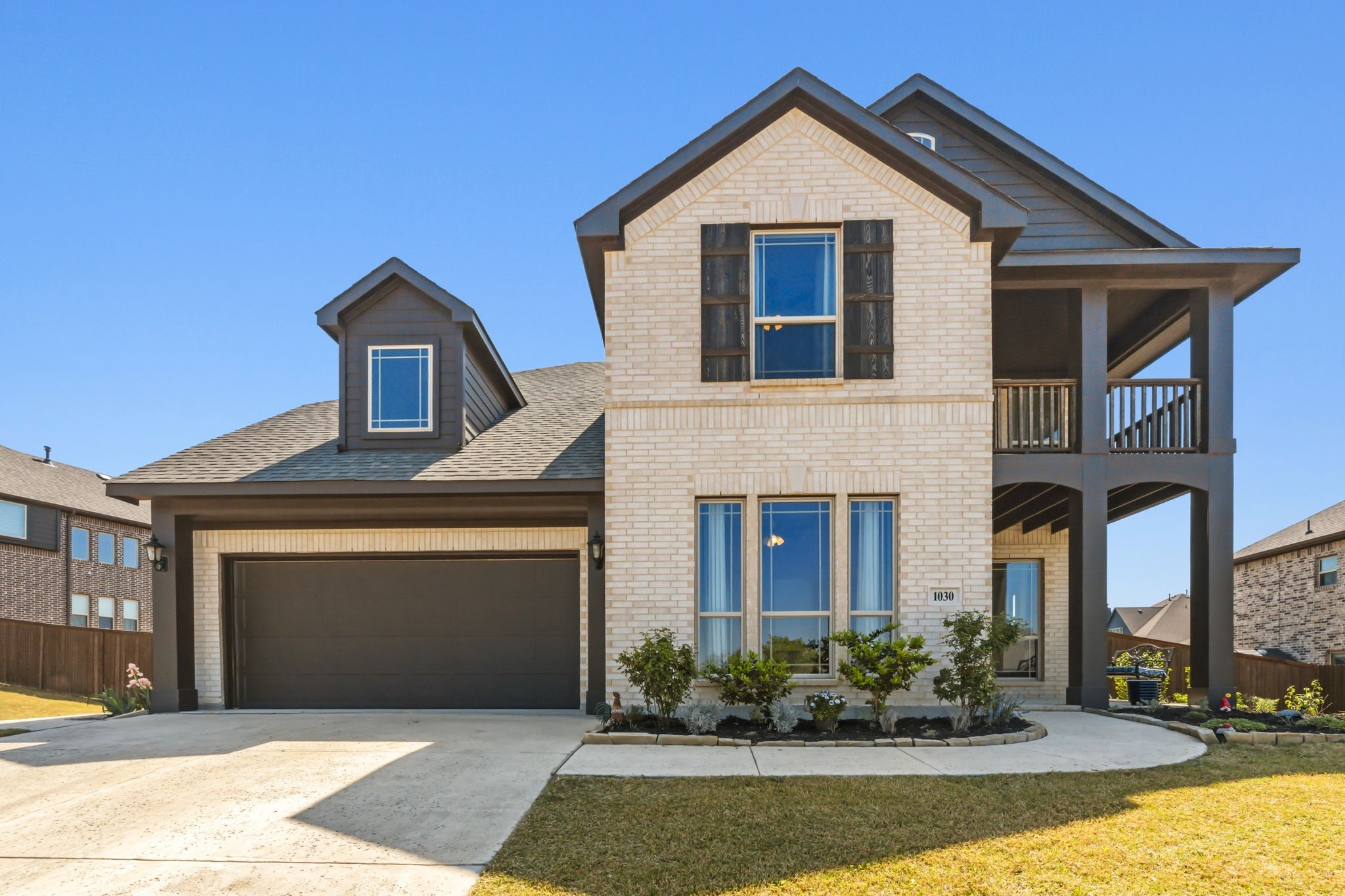 Property photo 01 of 1030 Timber Ridge Drive, Justin, TX 76247 | MLS #21221385