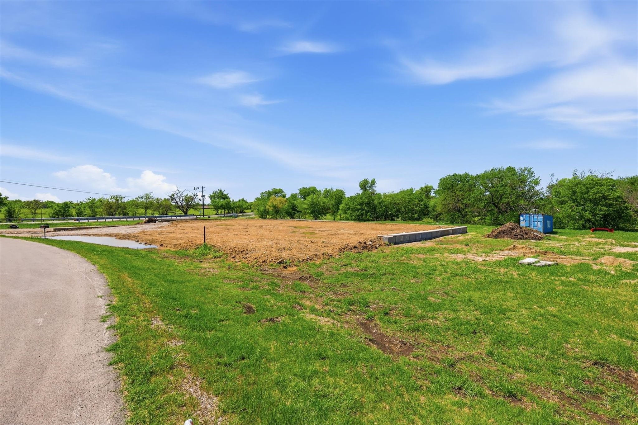 Property photo 03 of 501 Rising Star Lane, Sanger, TX 76266 | MLS #21221415