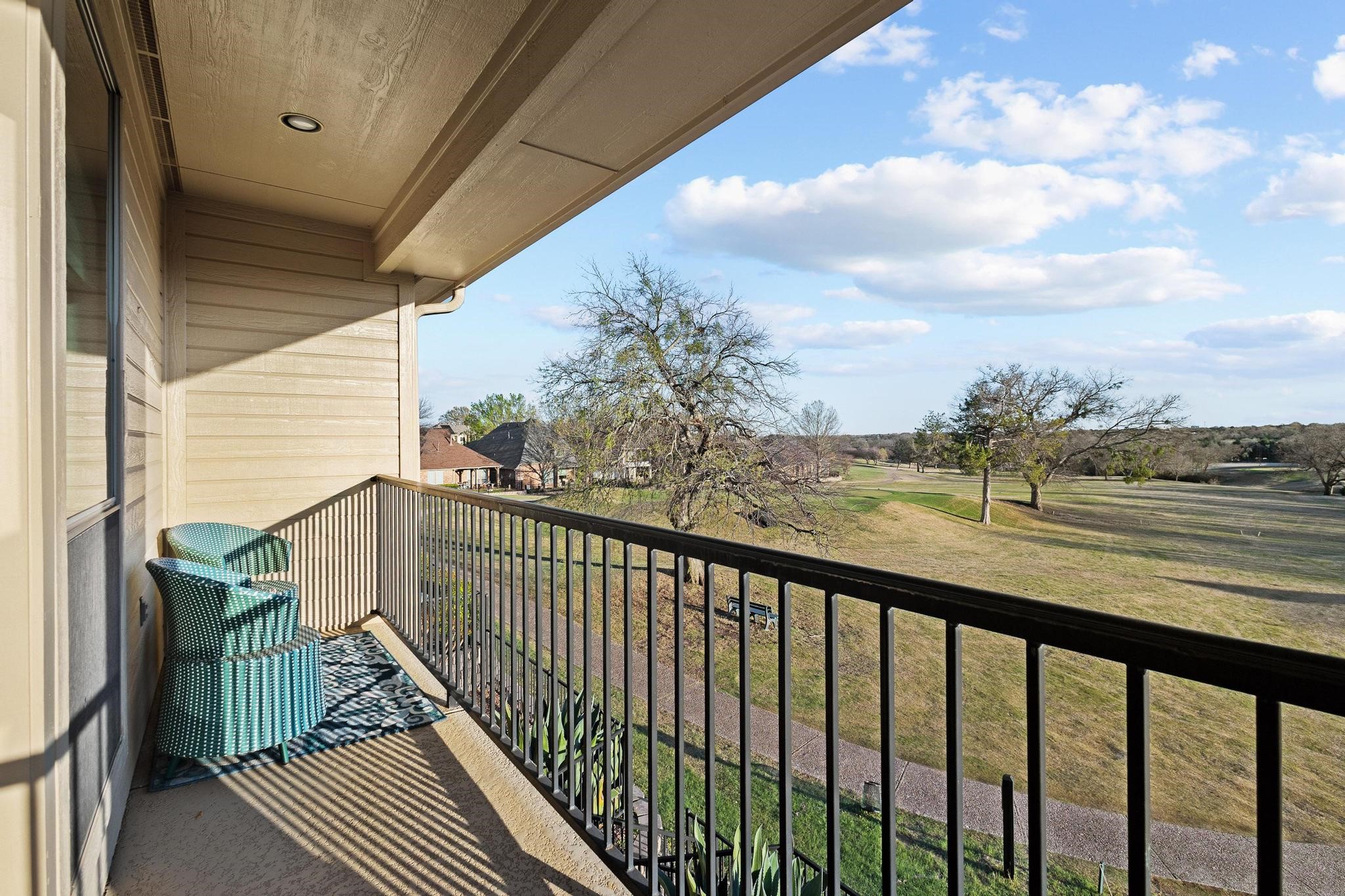 2001 Augusta Court, Desoto, TX, 75115
