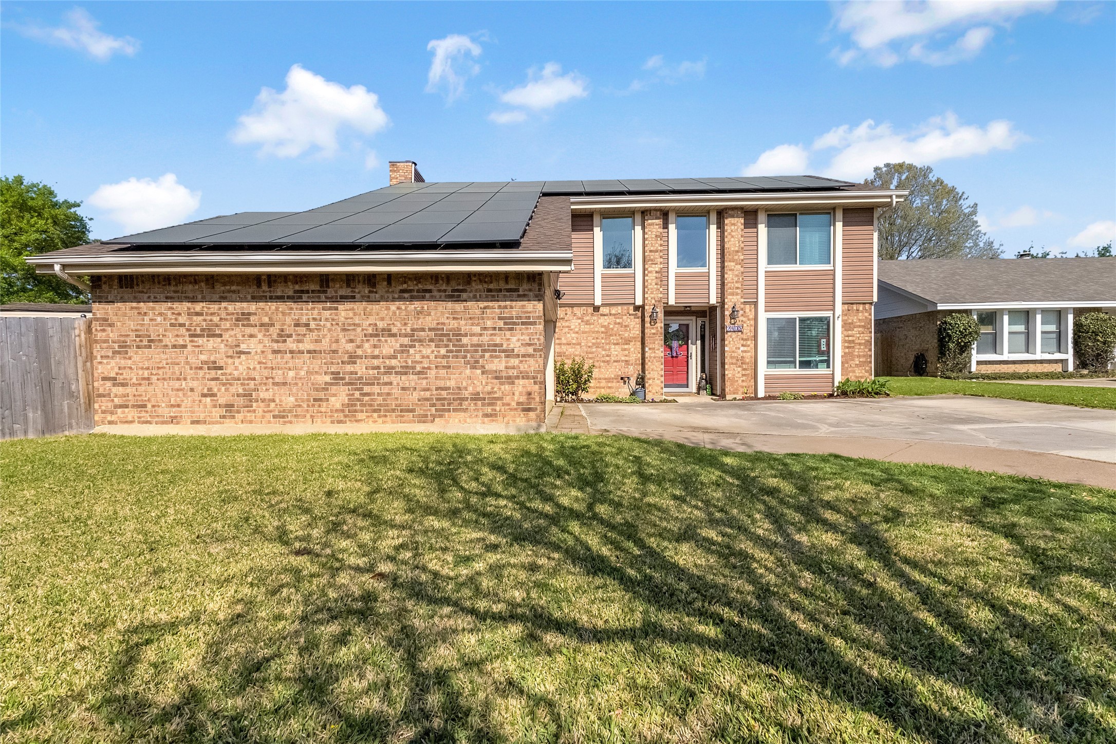 2405 Thistle Court, Euless, TX, 76039