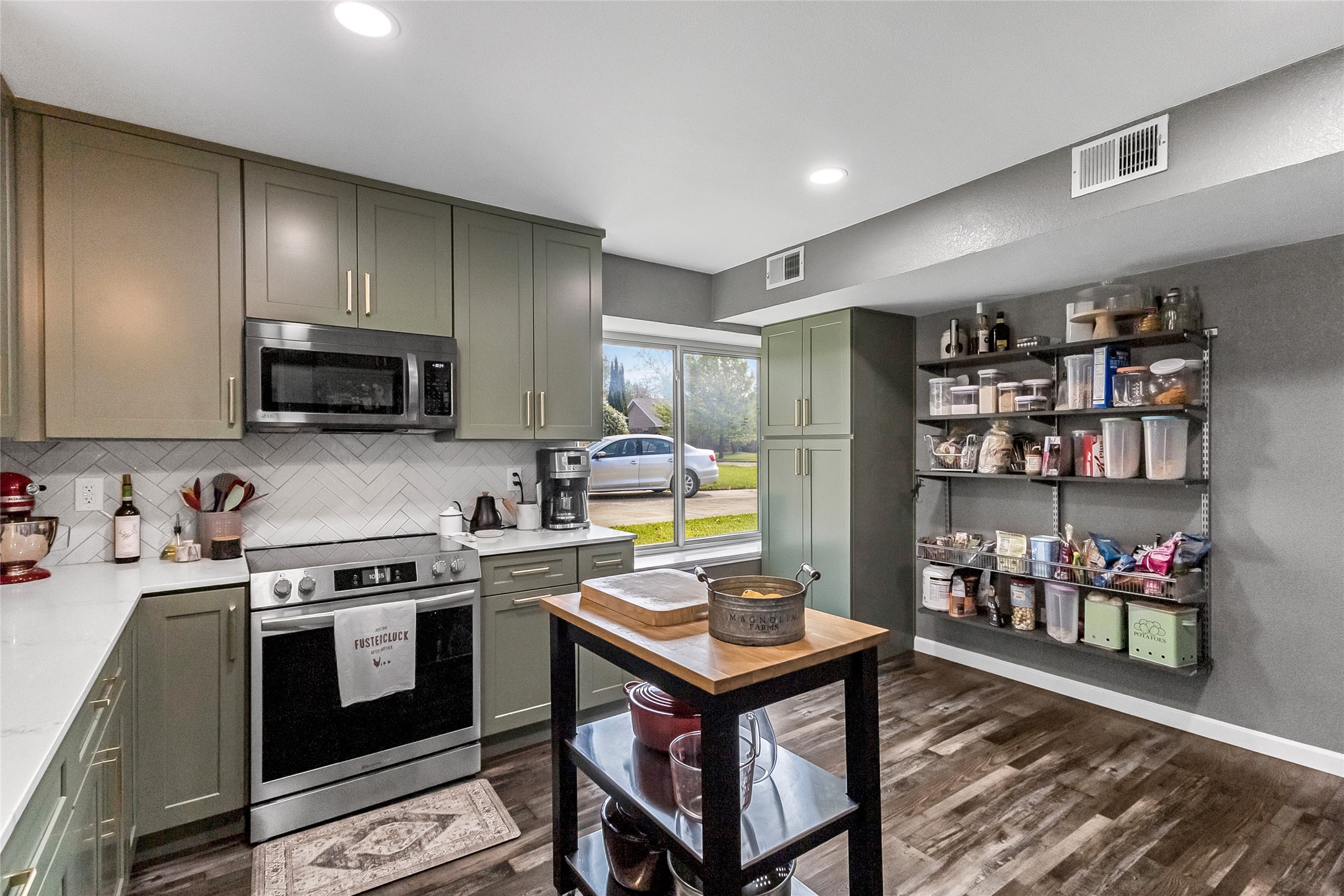 2405 Thistle Court, Euless, TX, 76039