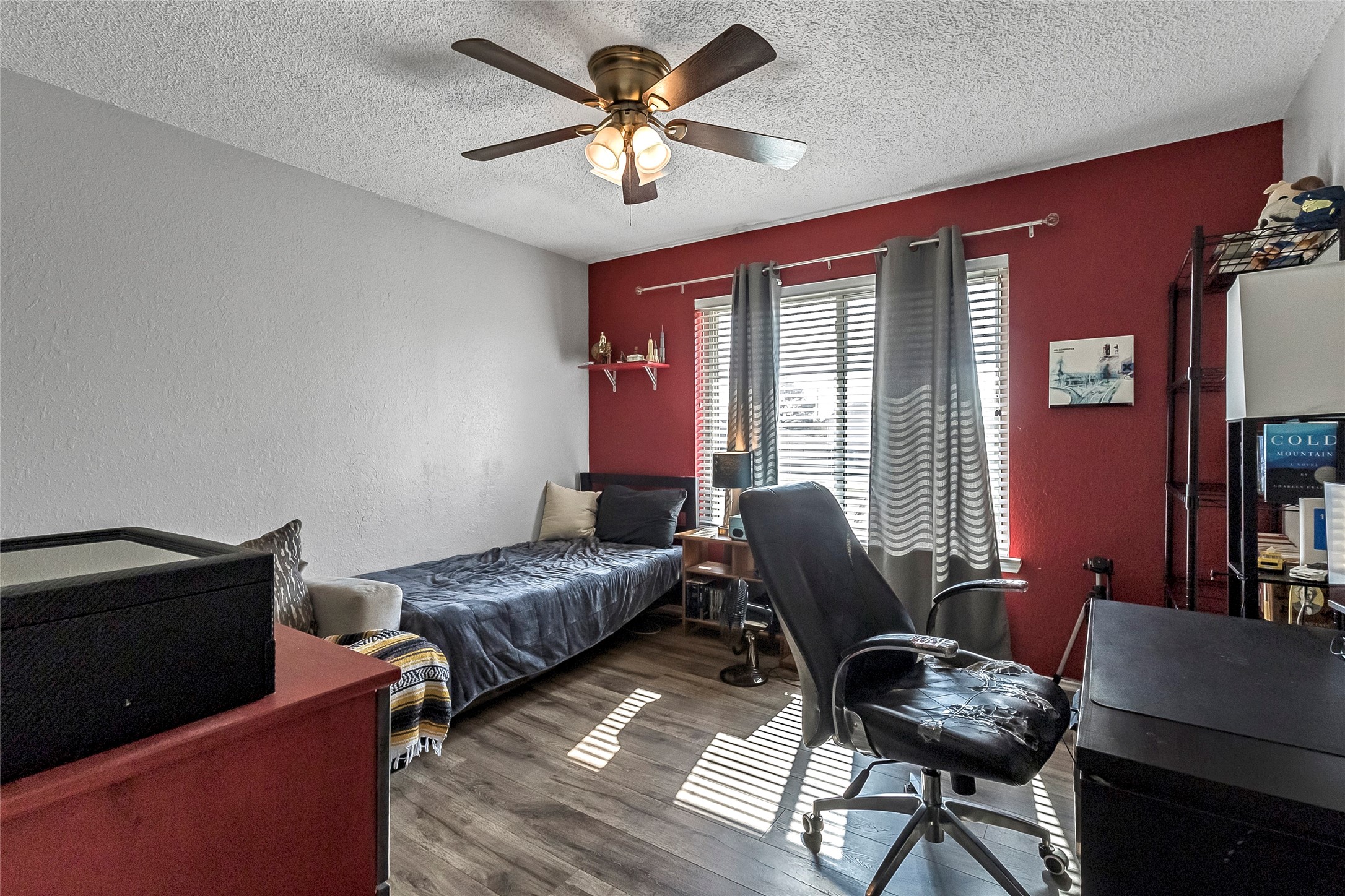 2405 Thistle Court, Euless, TX, 76039