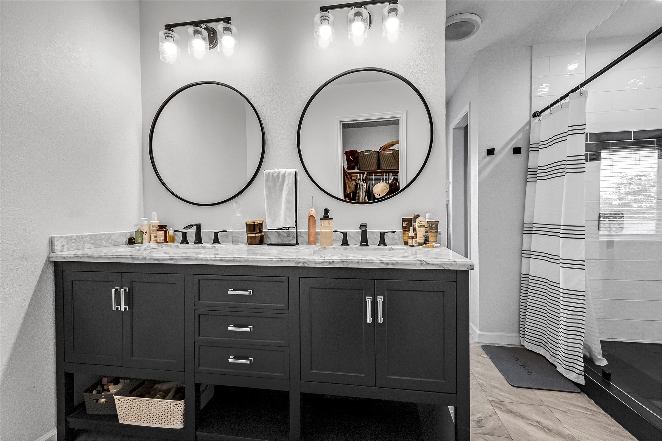 2405 Thistle Court, Euless, TX, 76039