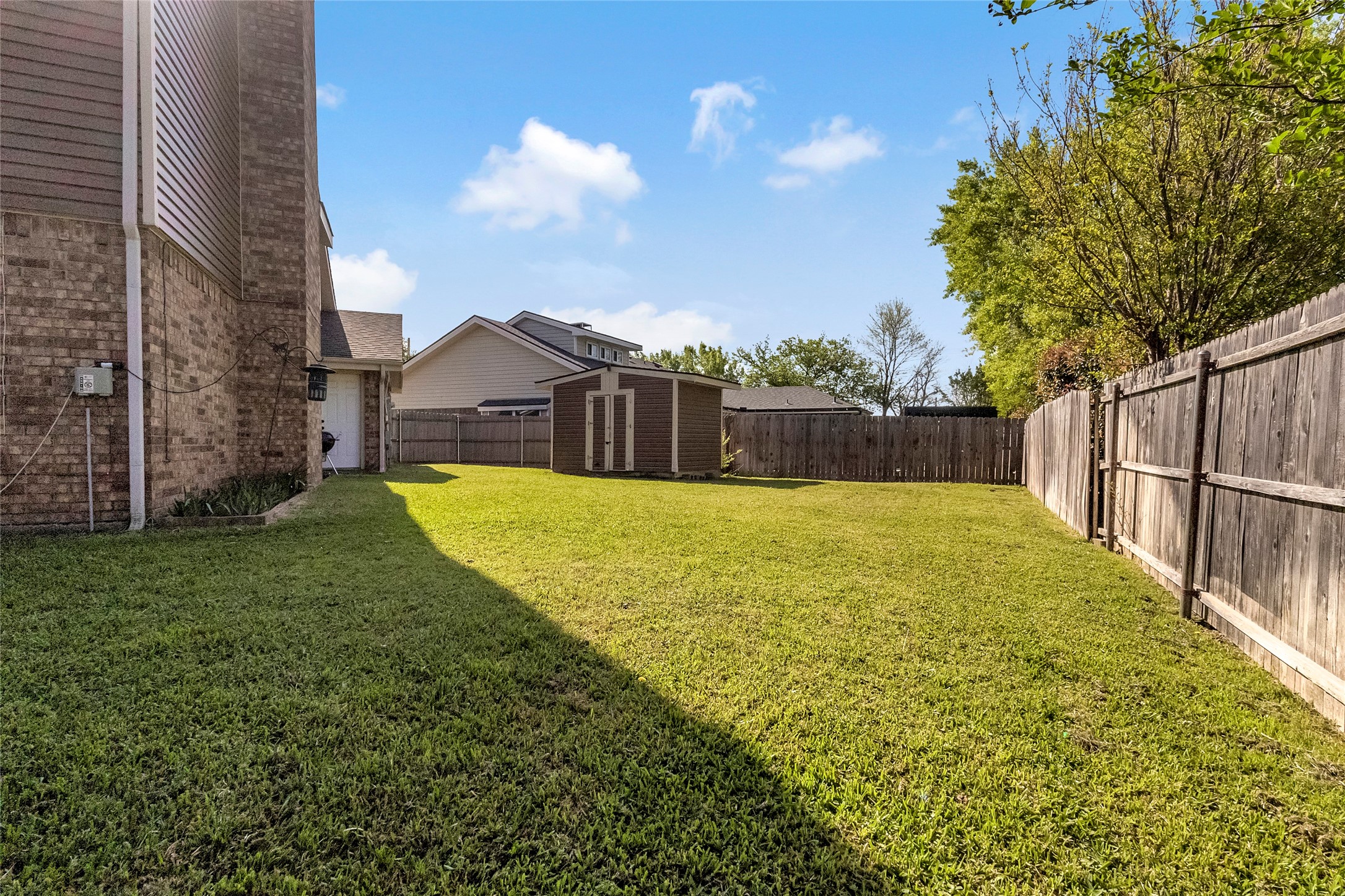 2405 Thistle Court, Euless, TX, 76039
