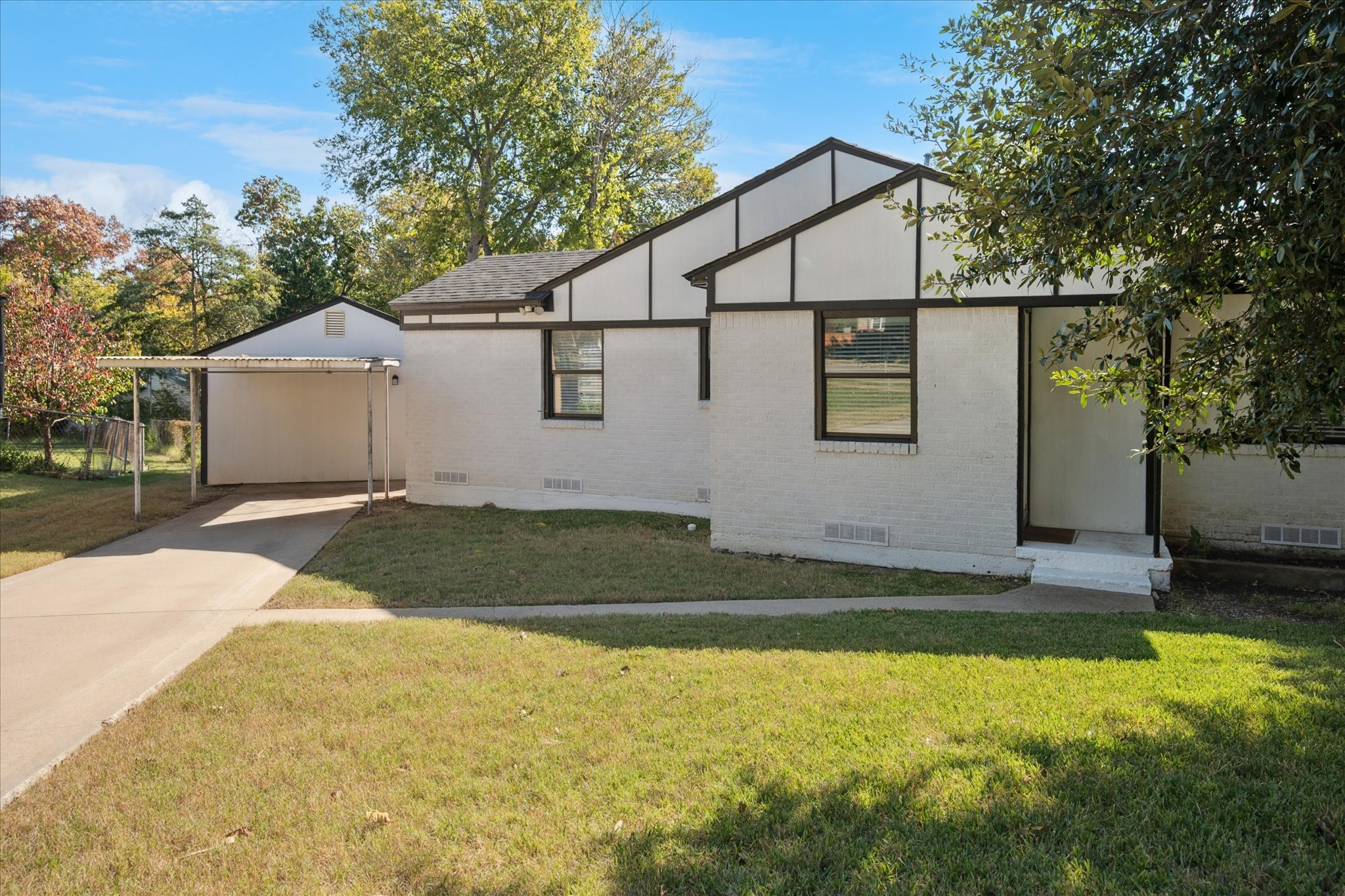 2717 El Tivoli Drive, Dallas, TX, 75211