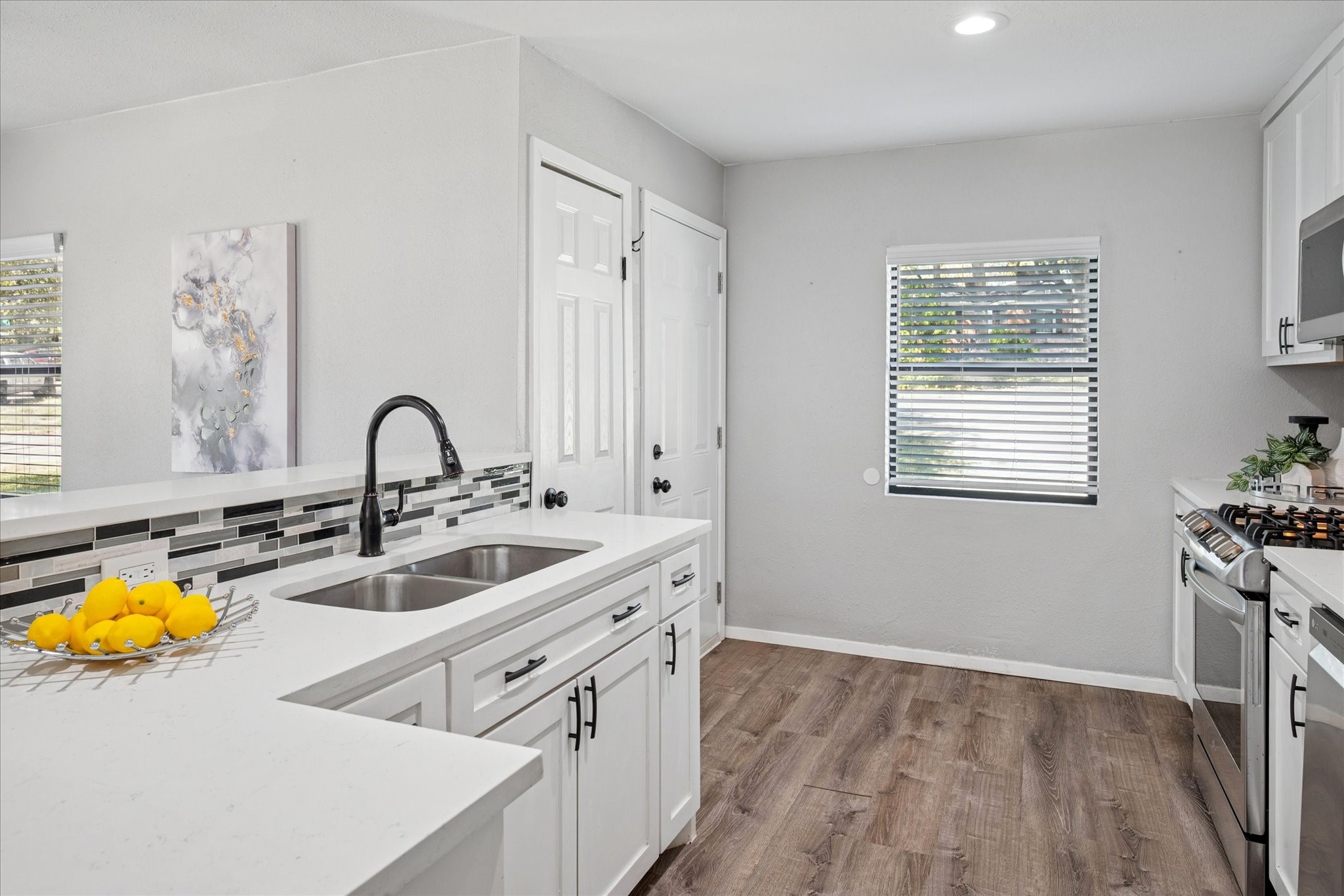 2717 El Tivoli Drive, Dallas, TX, 75211