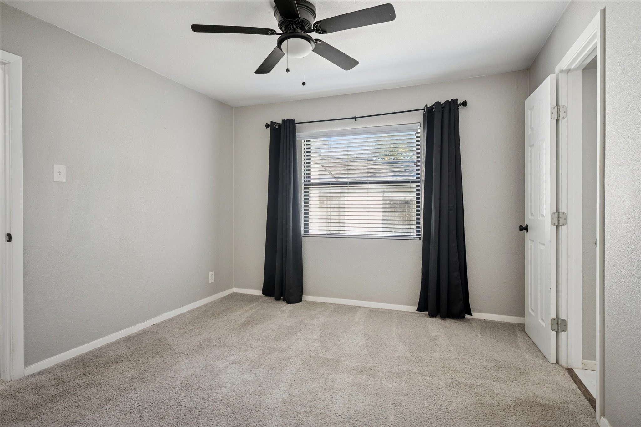2717 El Tivoli Drive, Dallas, TX, 75211