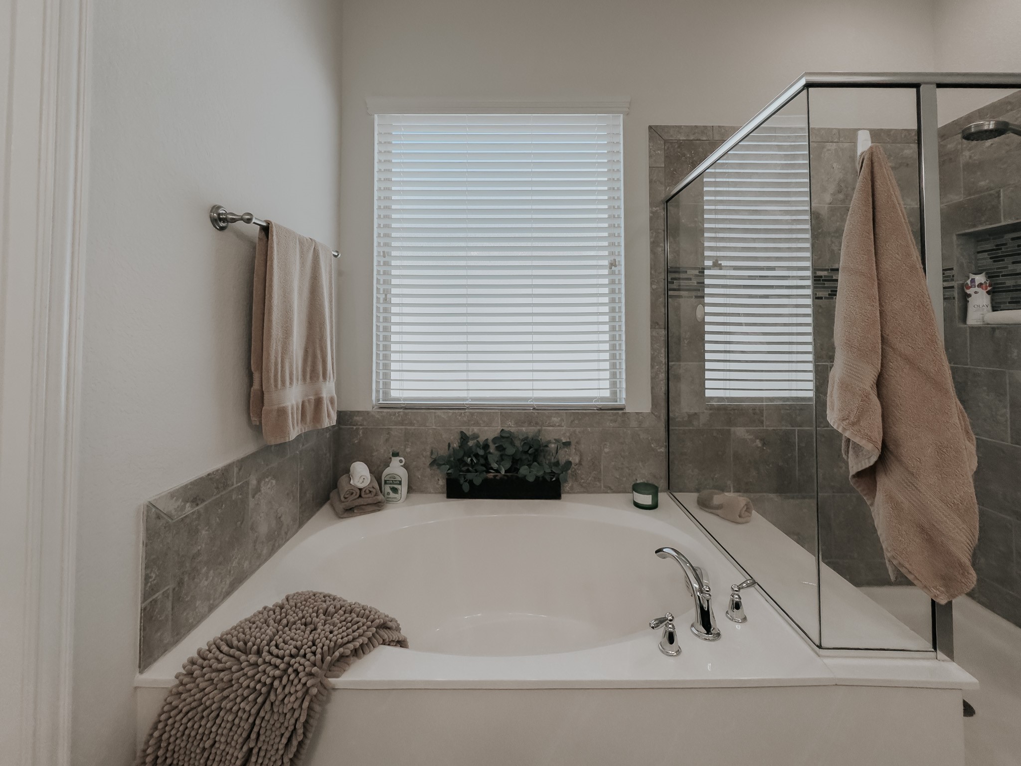 3030 Burgundy Lane, Midlothian, TX, 76065